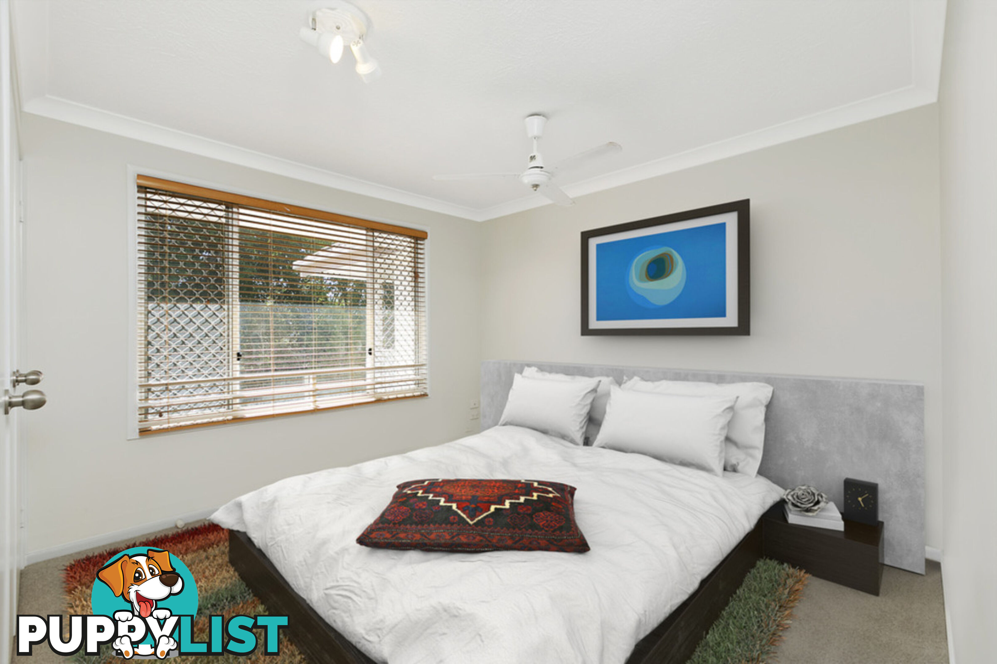 50/2 St Kevins Avenue BENOWA QLD 4217