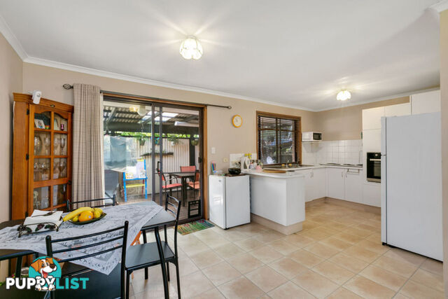 2/13 Gumbeel Court HIGHLAND PARK QLD 4211