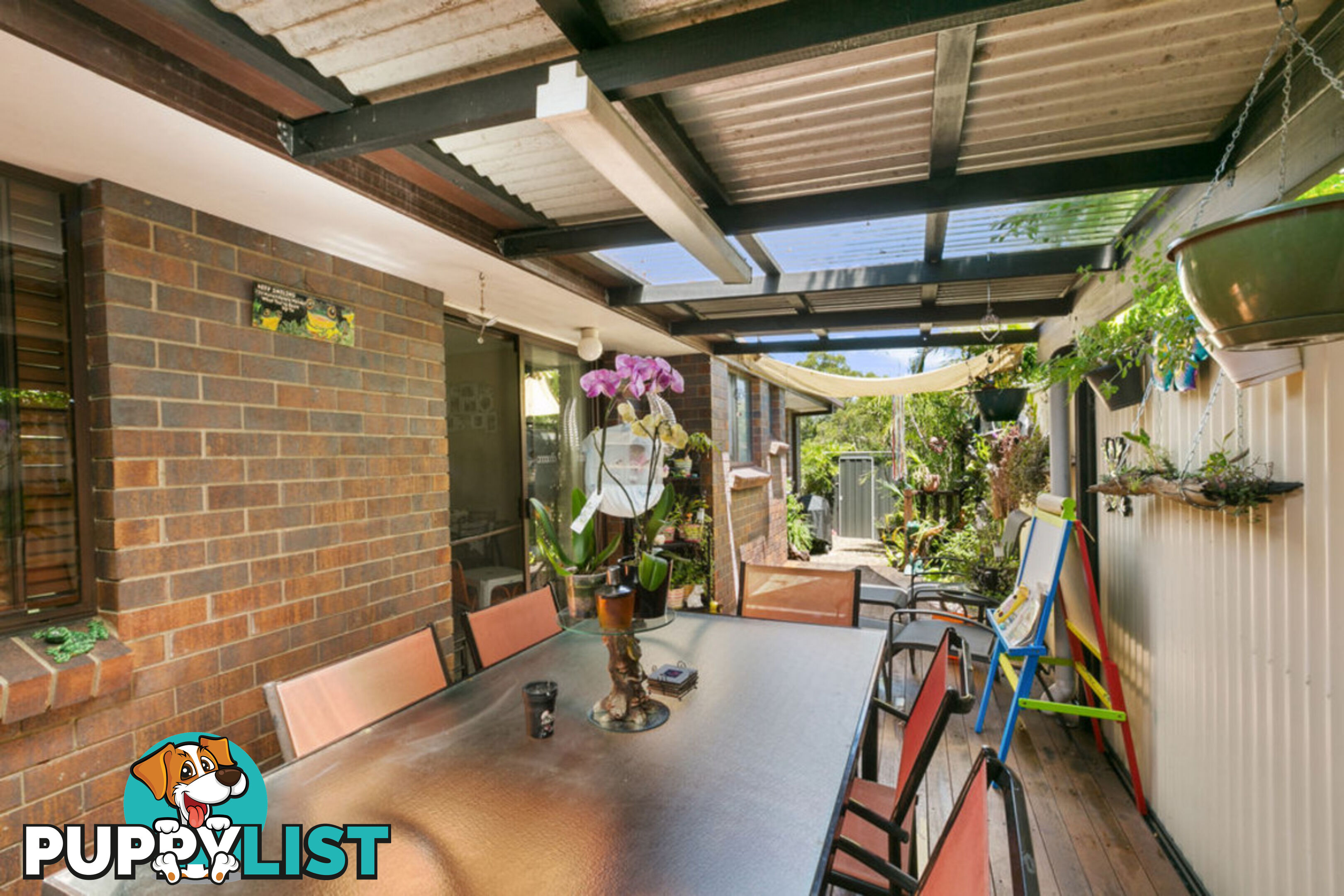 2/13 Gumbeel Court HIGHLAND PARK QLD 4211