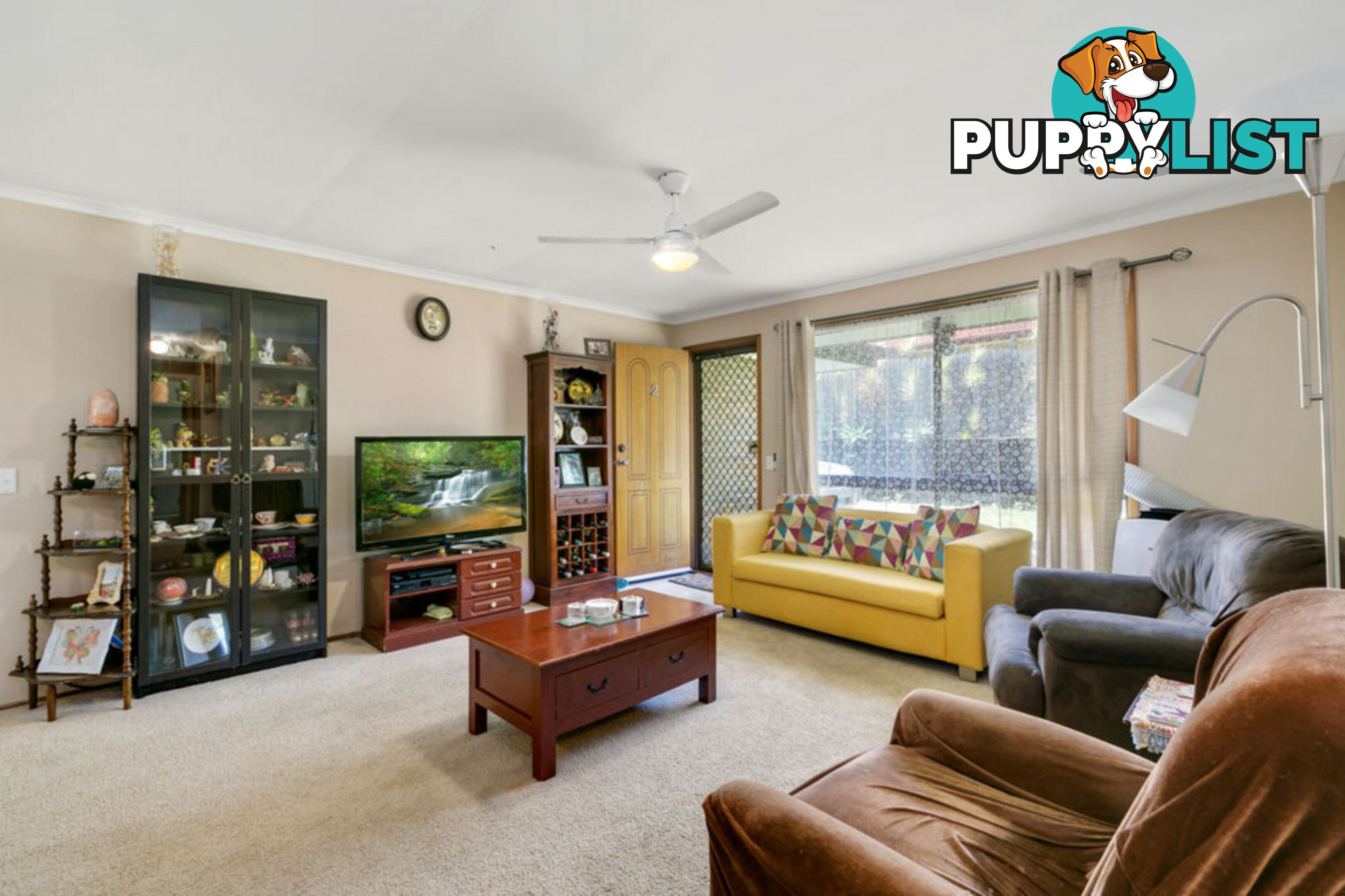 2/13 Gumbeel Court HIGHLAND PARK QLD 4211