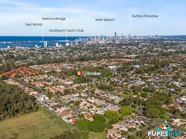 2/16 Jannie Court LABRADOR QLD 4215