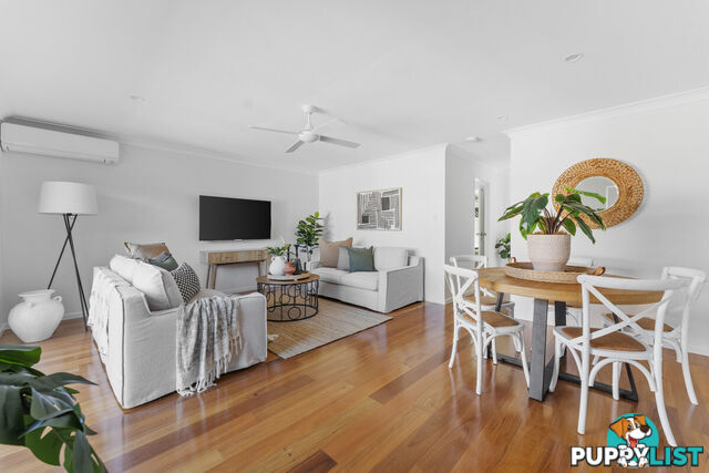 2/16 Jannie Court LABRADOR QLD 4215