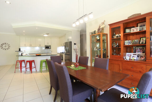 17 Pasture Place MOUNT NATHAN QLD 4211