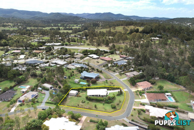 17 Pasture Place MOUNT NATHAN QLD 4211