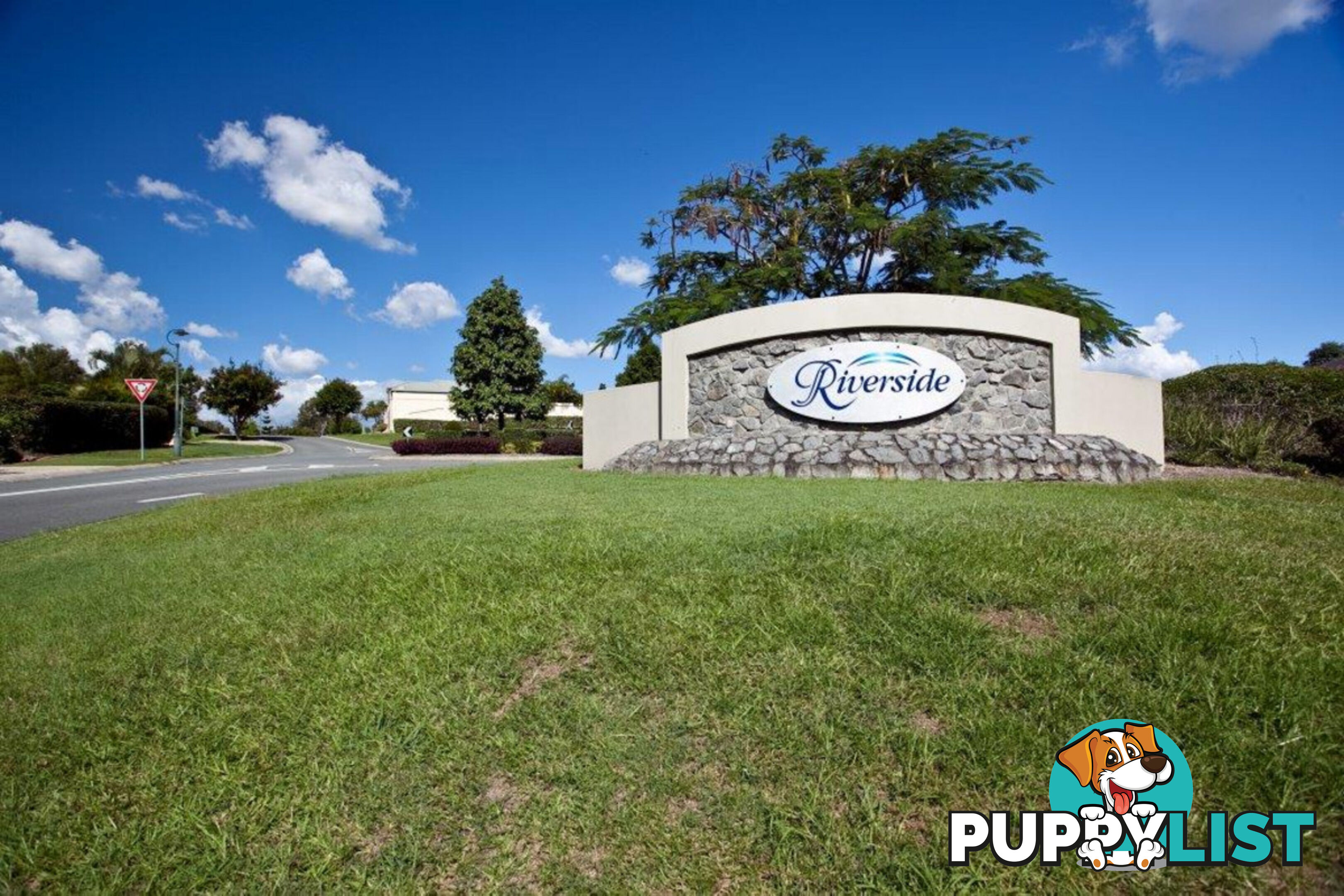 1/2 Josh Court ASHMORE QLD 4214