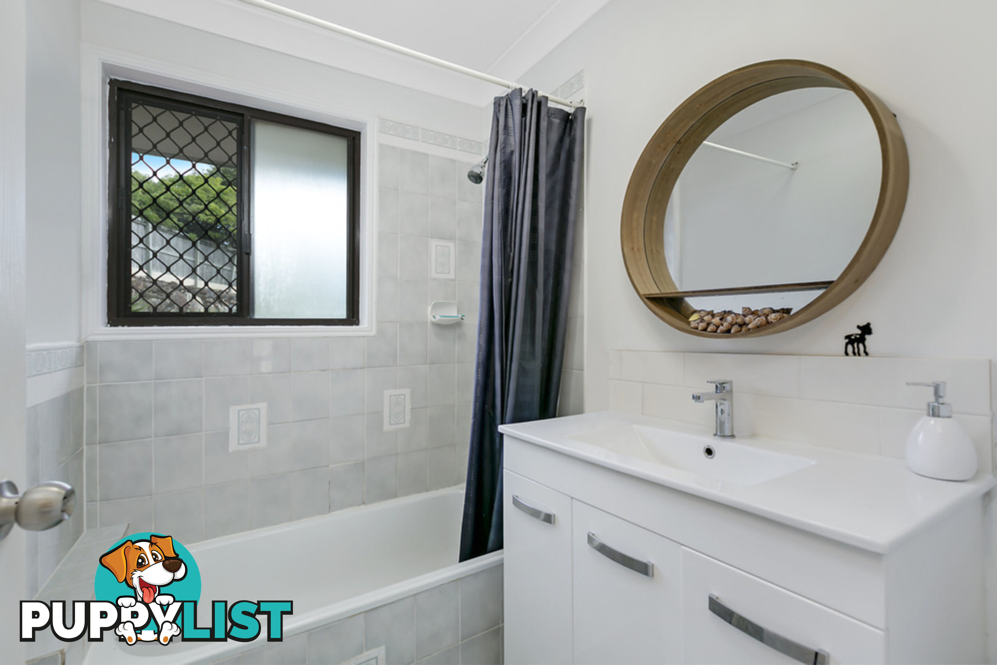 5 Verdant Place CARRARA QLD 4211