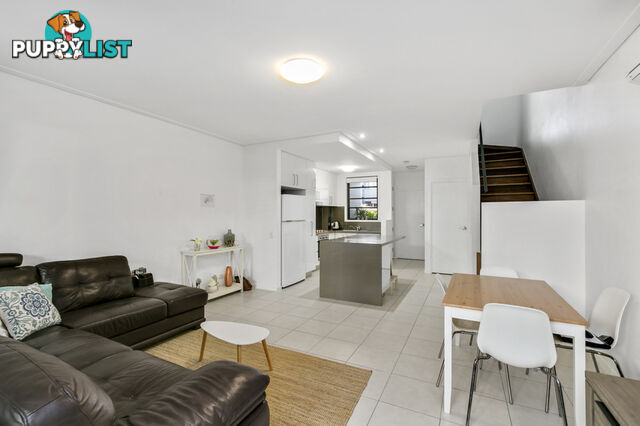 4/2 The Gardenway ROBINA QLD 4226