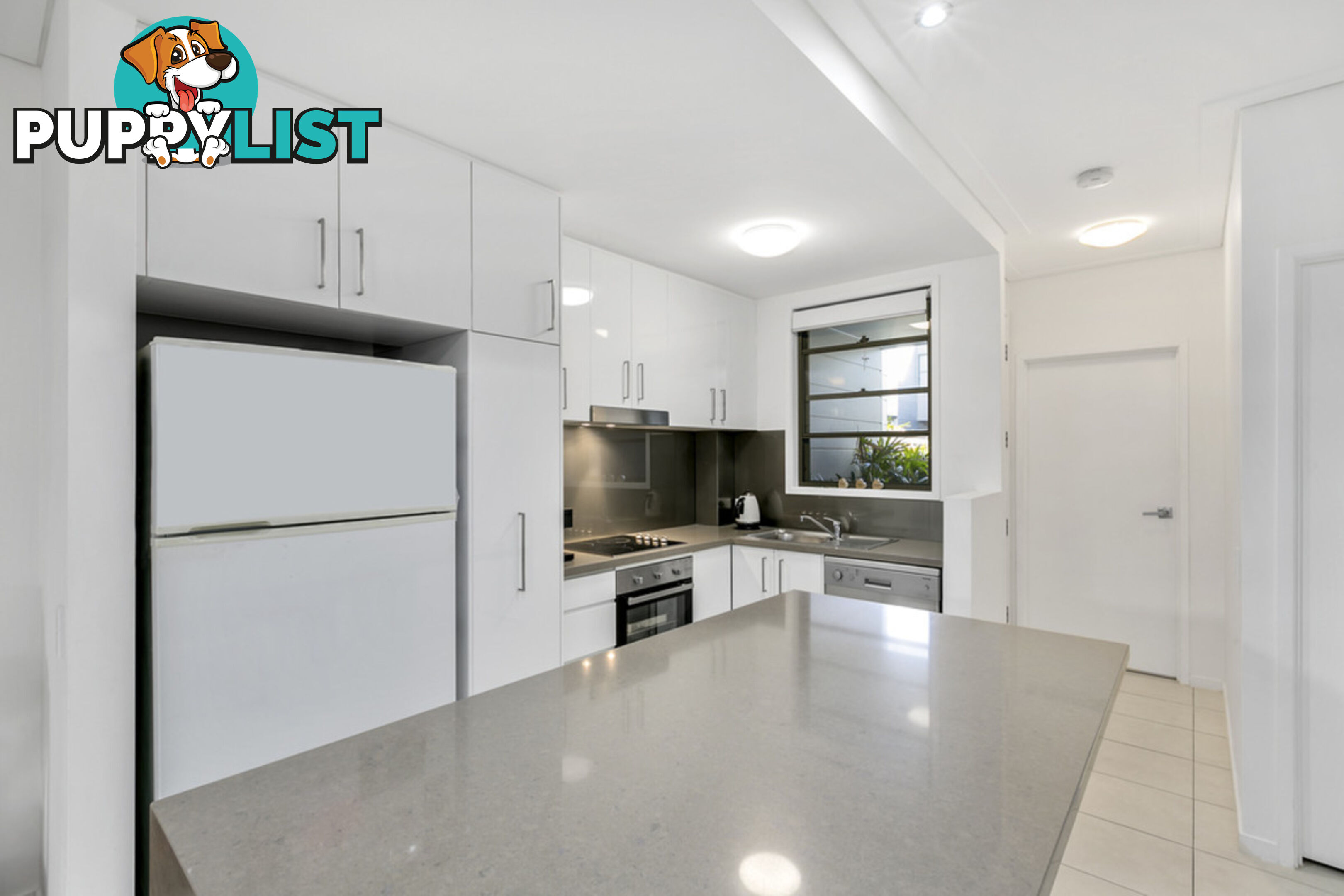 4/2 The Gardenway ROBINA QLD 4226