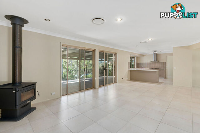 3 Raffles Court MUDGEERABA QLD 4213