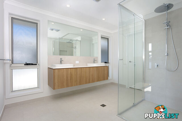 9 Headway Street NERANG QLD 4211