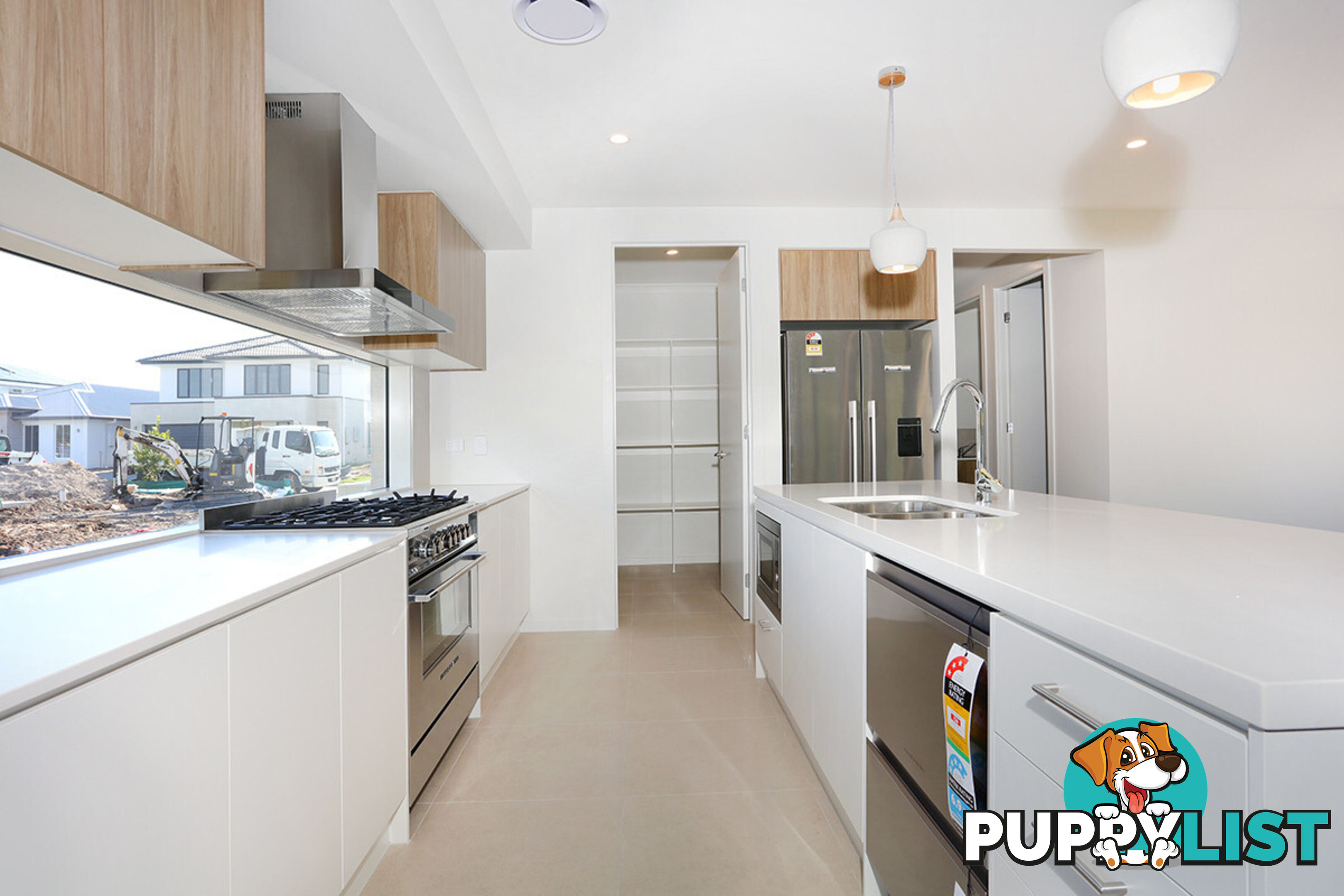 9 Headway Street NERANG QLD 4211