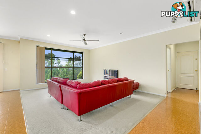 106 Armstrong Way HIGHLAND PARK QLD 4211