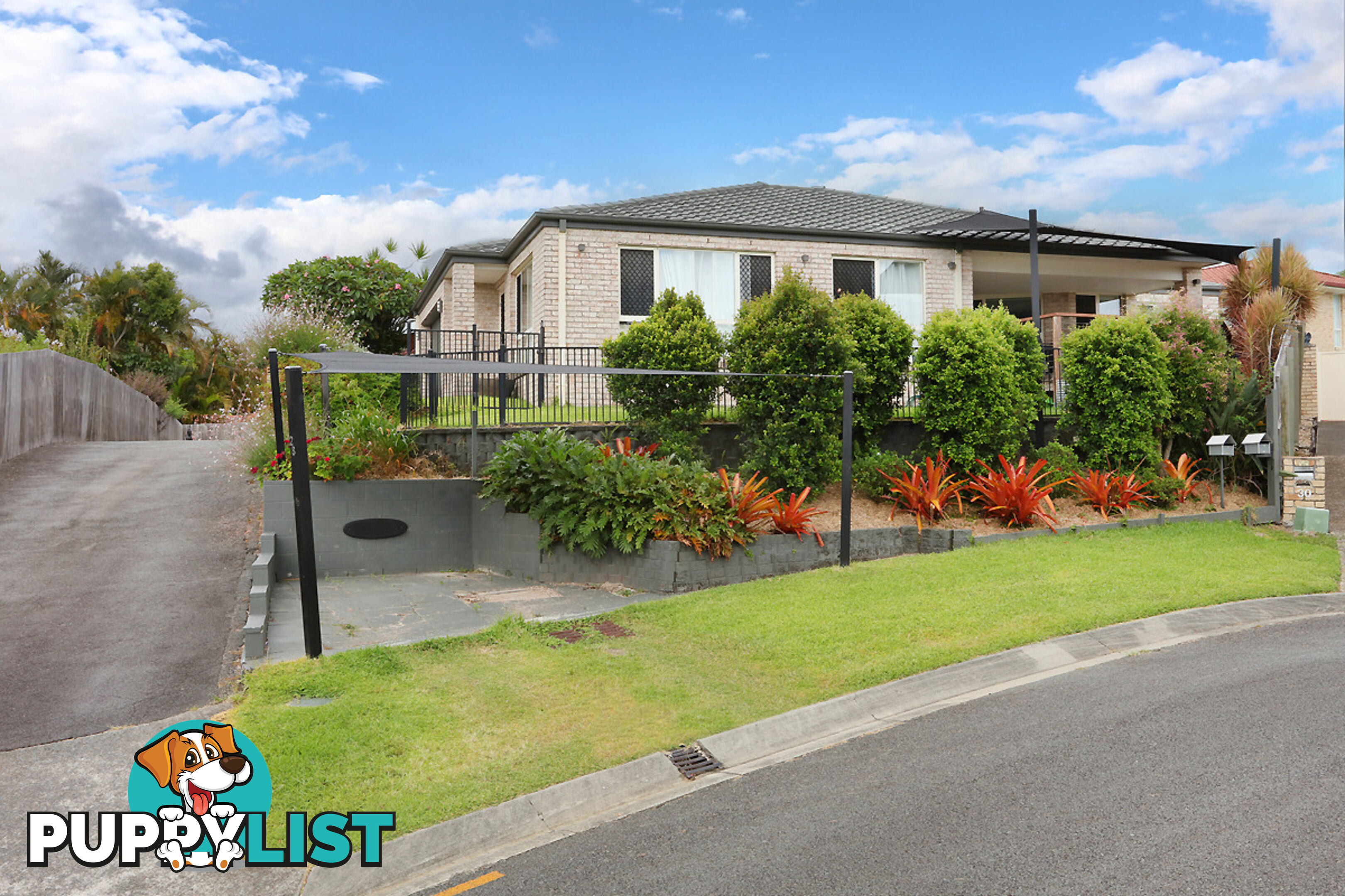 1/28 Aberdeen Court HIGHLAND PARK QLD 4211