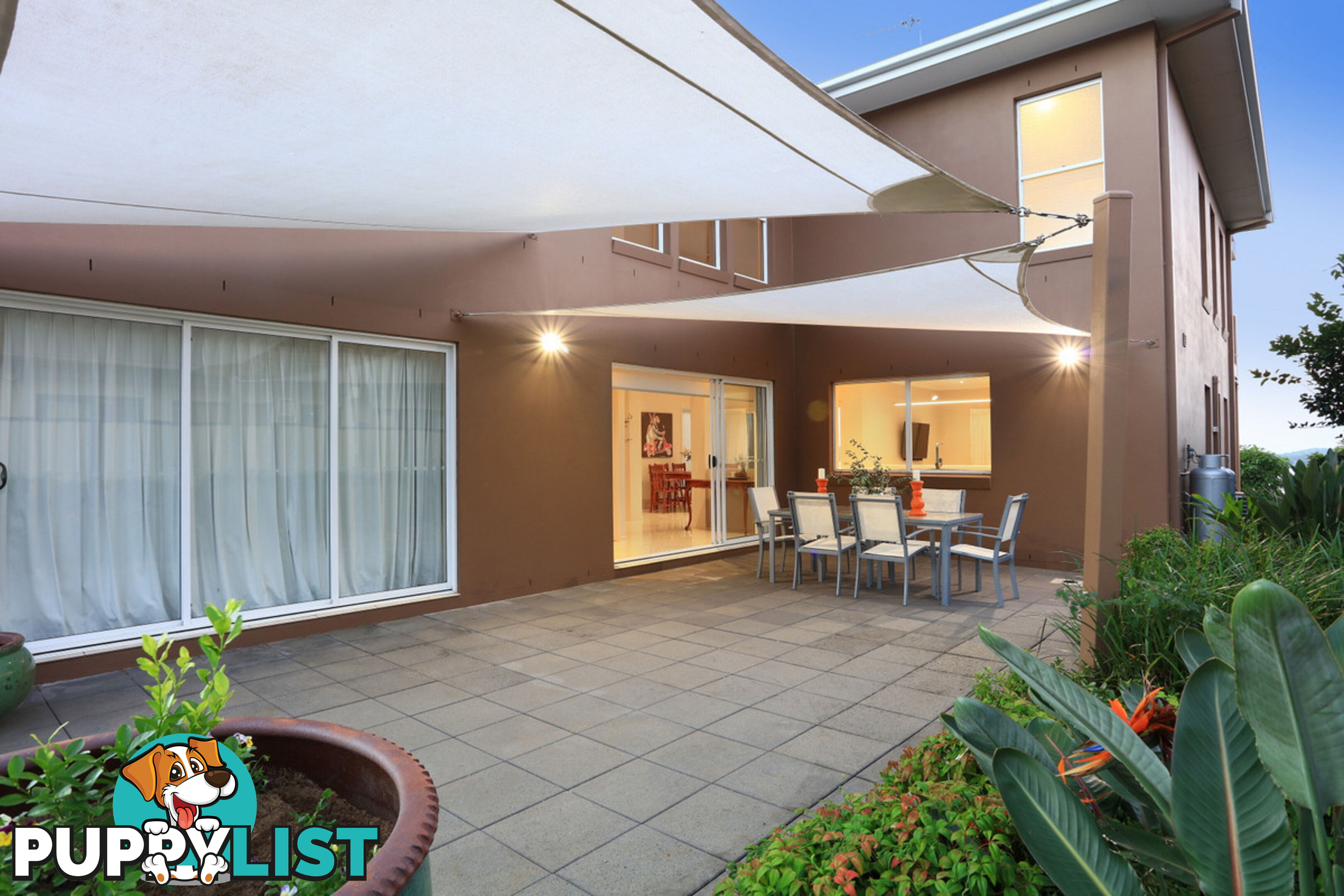 42 Tara Vista Boulevard HIGHLAND PARK QLD 4211