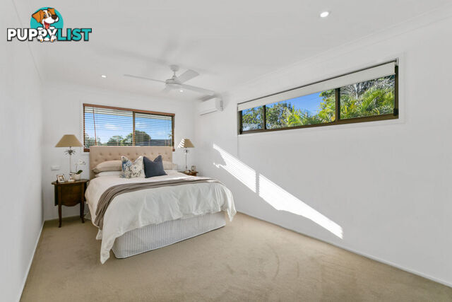 32 Whitian Drive CARRARA QLD 4211