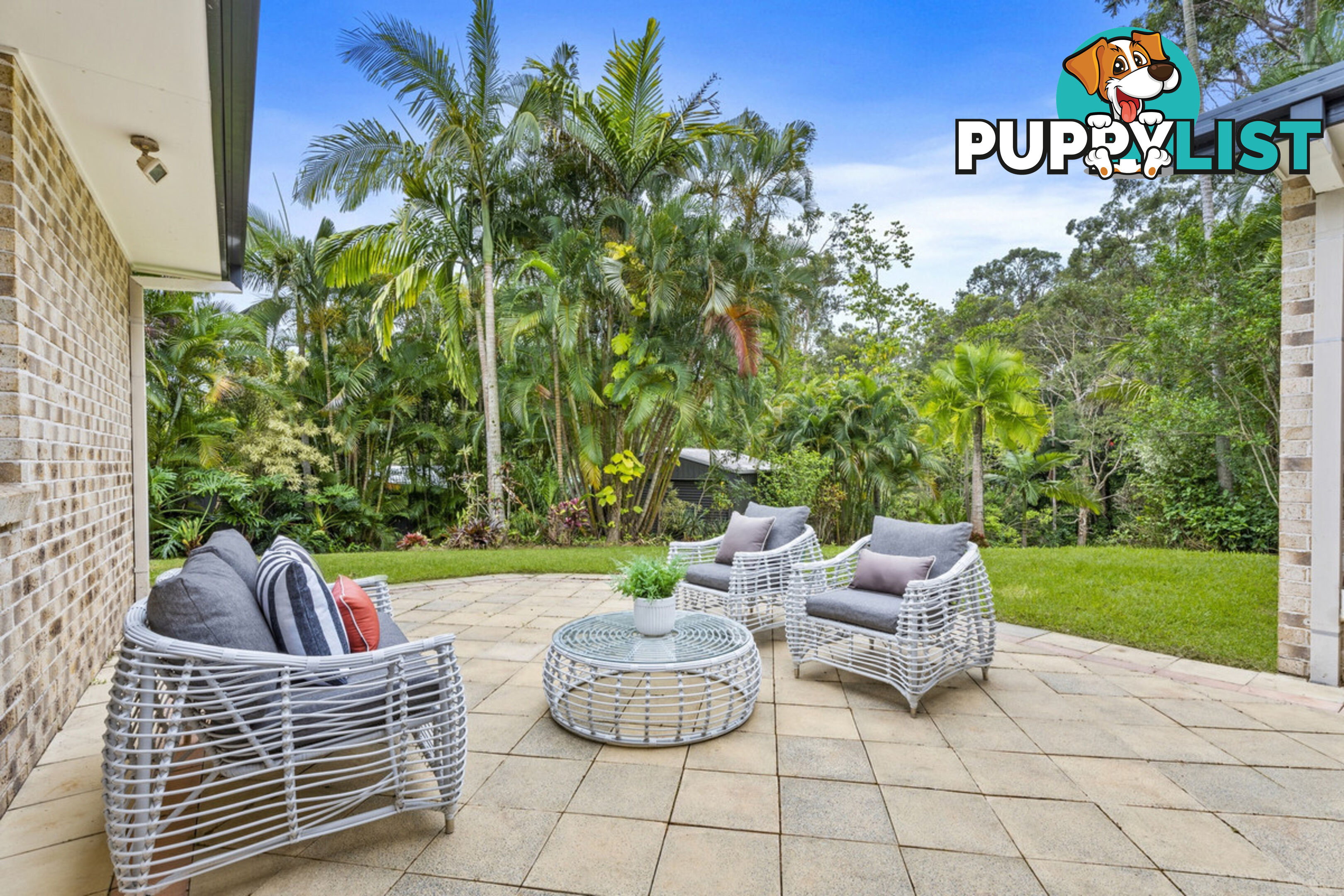 53 Winderadeen Drive HIGHLAND PARK QLD 4211