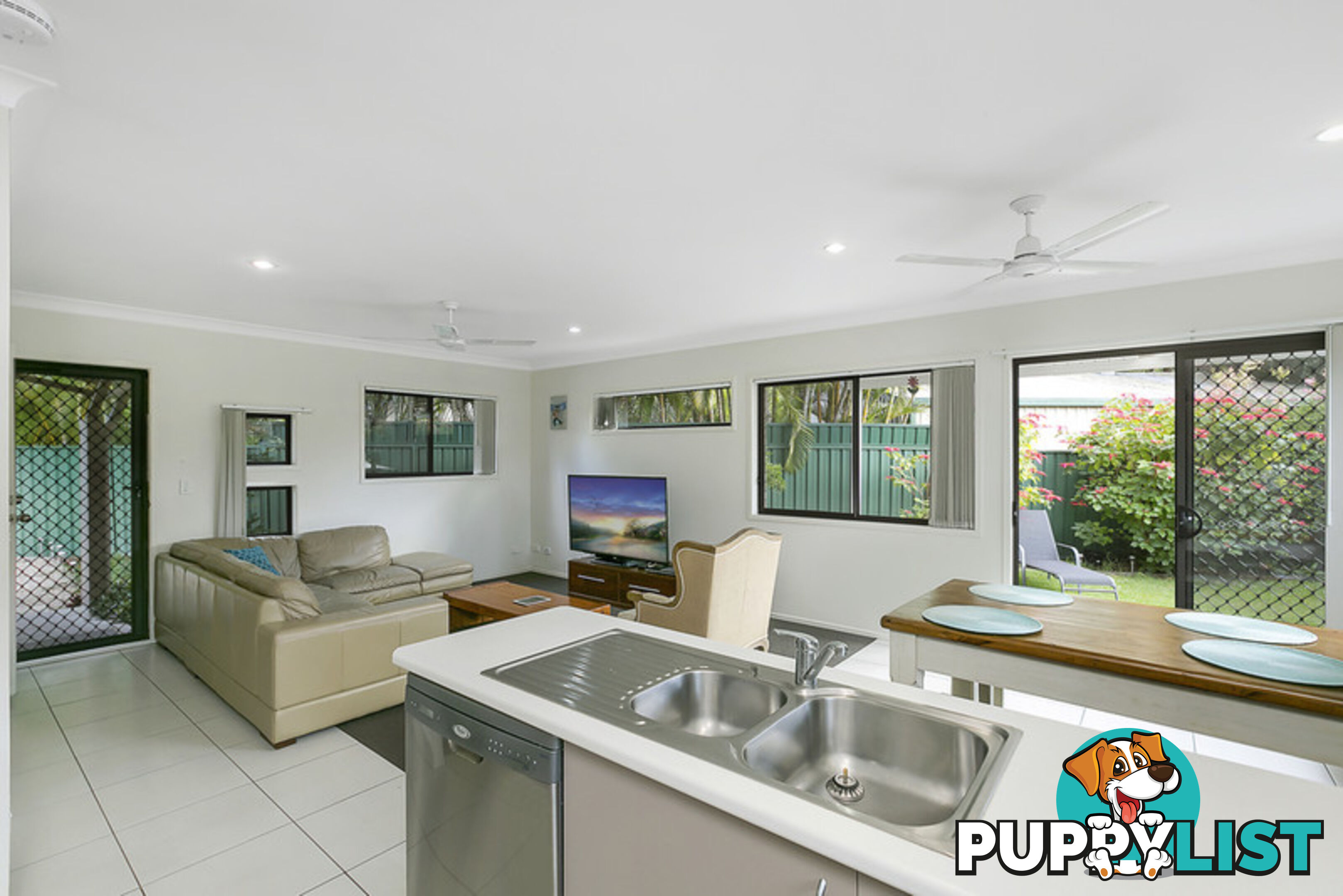 2 72 Nerang River Drive Nerang QLD 4211