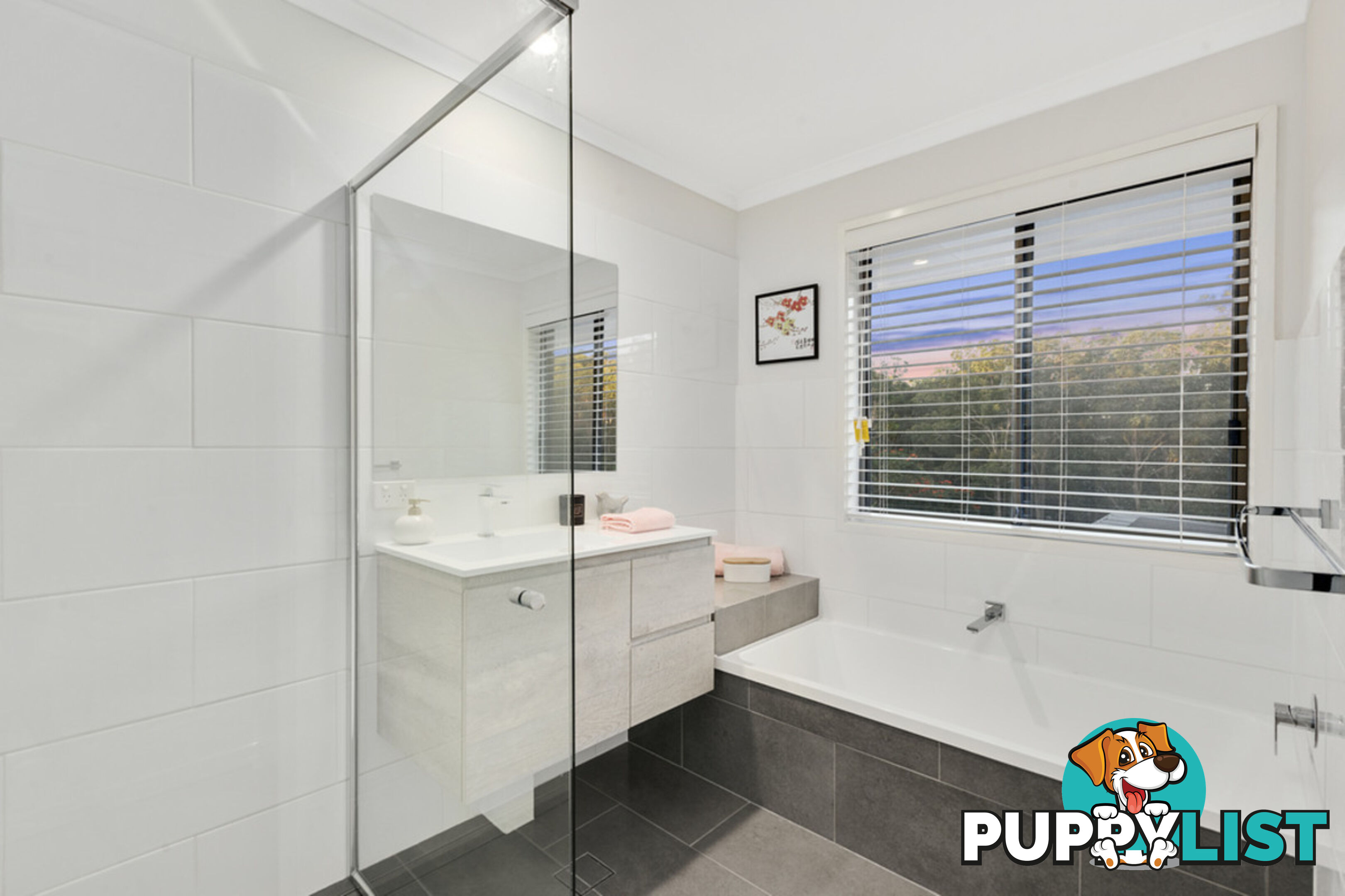 6 Cuthero Court HIGHLAND PARK QLD 4211