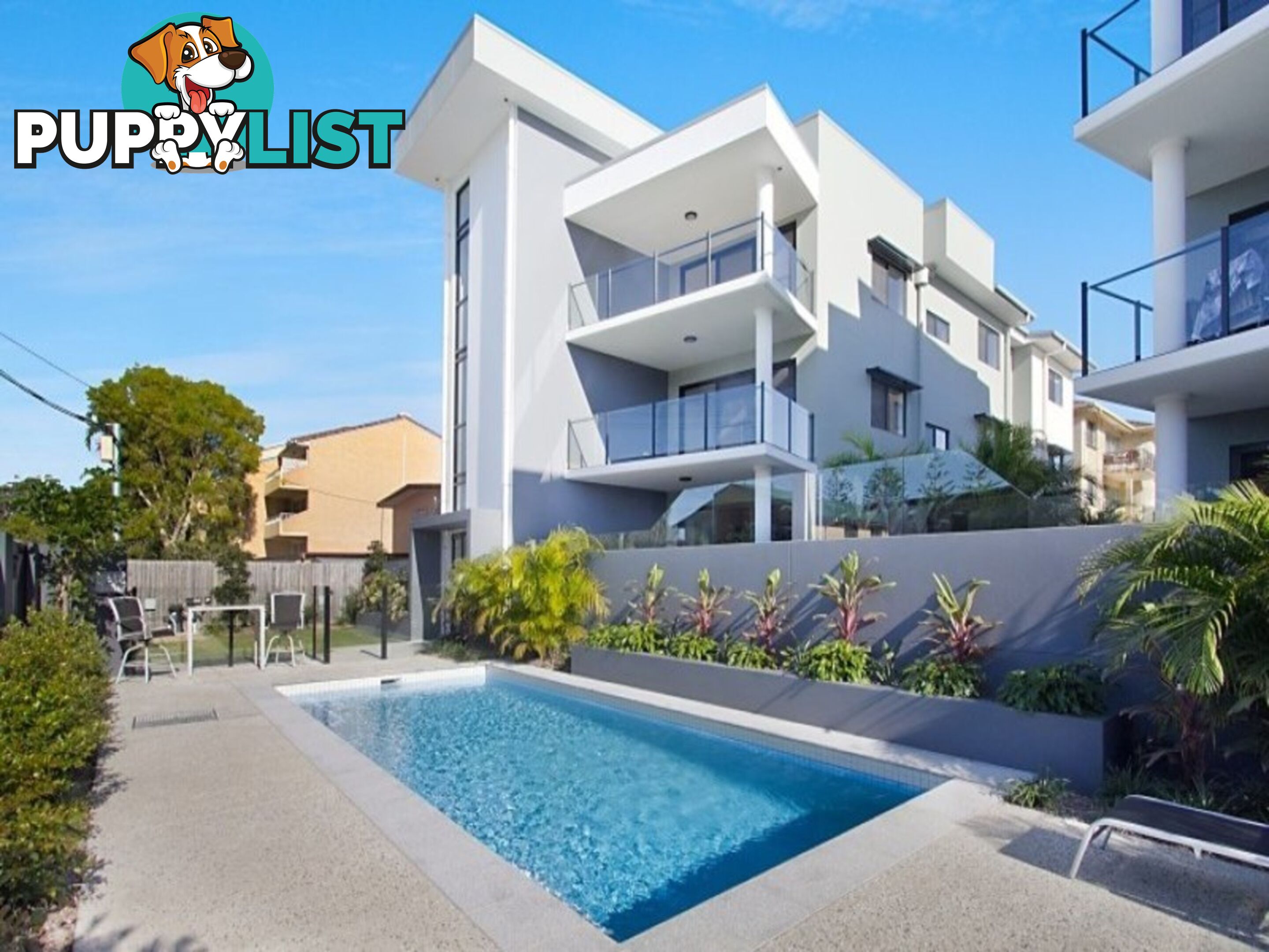 11/15-17 Bullimah Avenue BURLEIGH HEADS QLD 4220