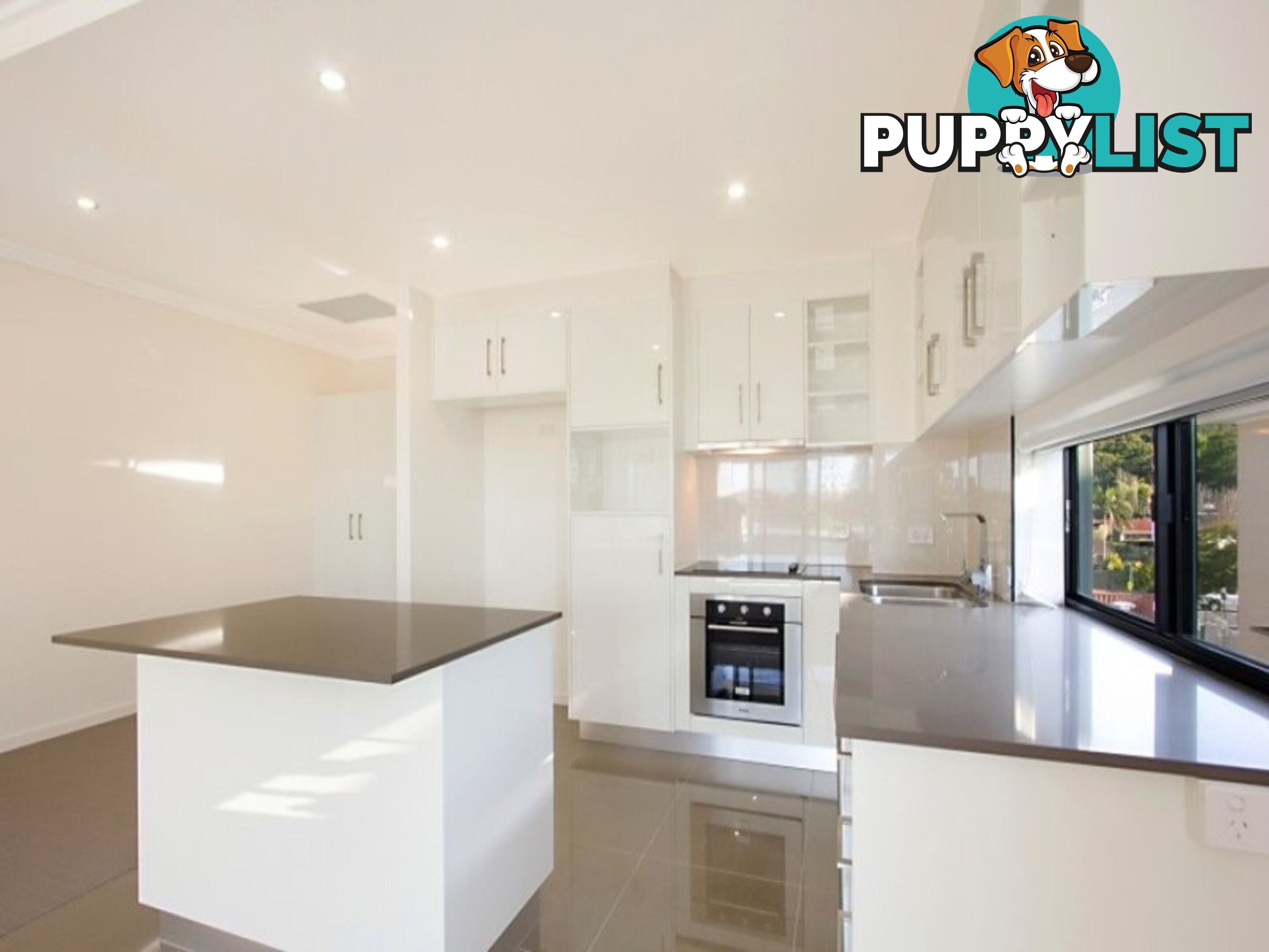 11/15-17 Bullimah Avenue BURLEIGH HEADS QLD 4220