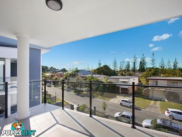 11/15-17 Bullimah Avenue BURLEIGH HEADS QLD 4220