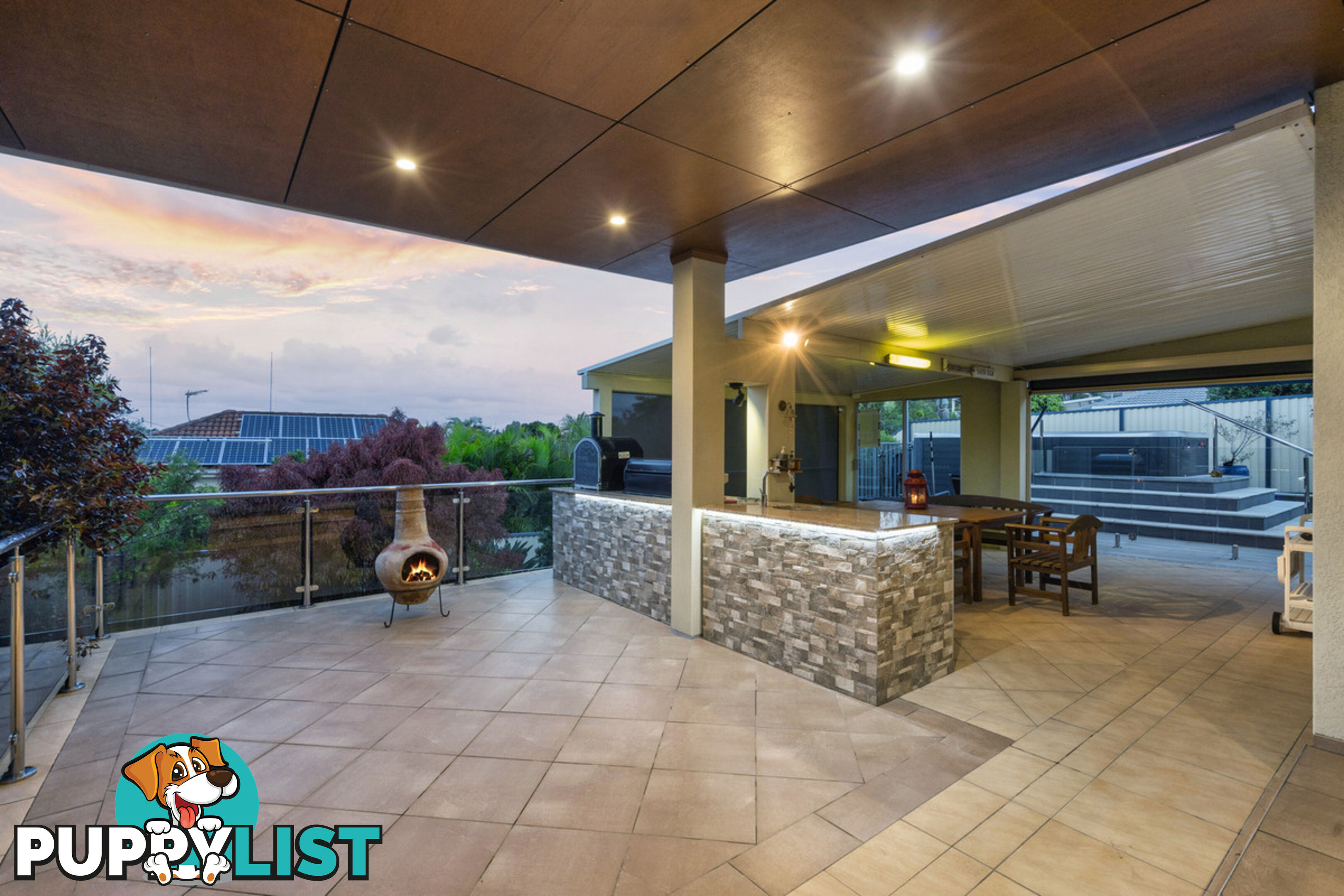 10 Parklane Place HIGHLAND PARK QLD 4211