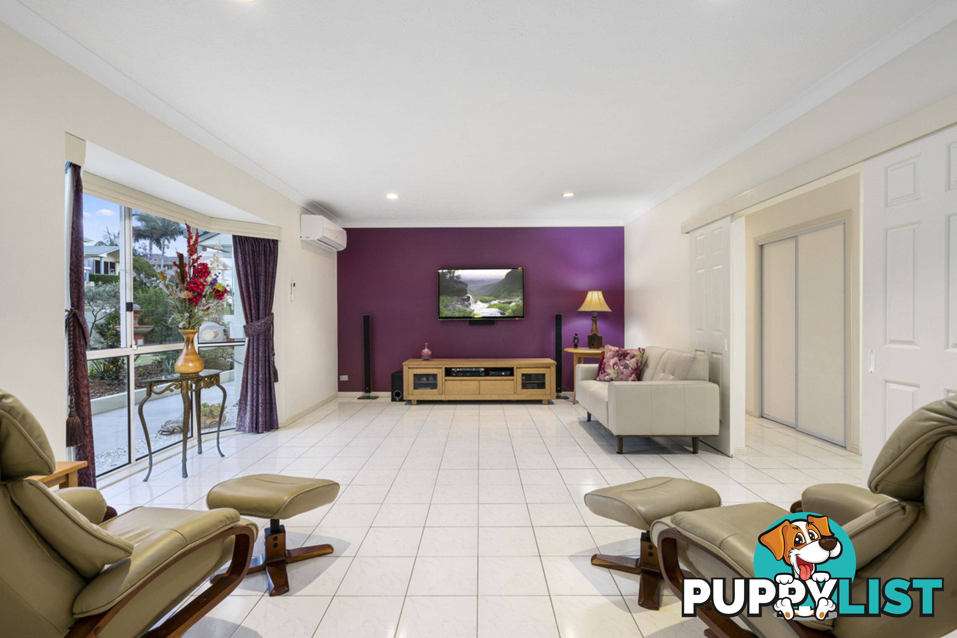 10 Parklane Place HIGHLAND PARK QLD 4211