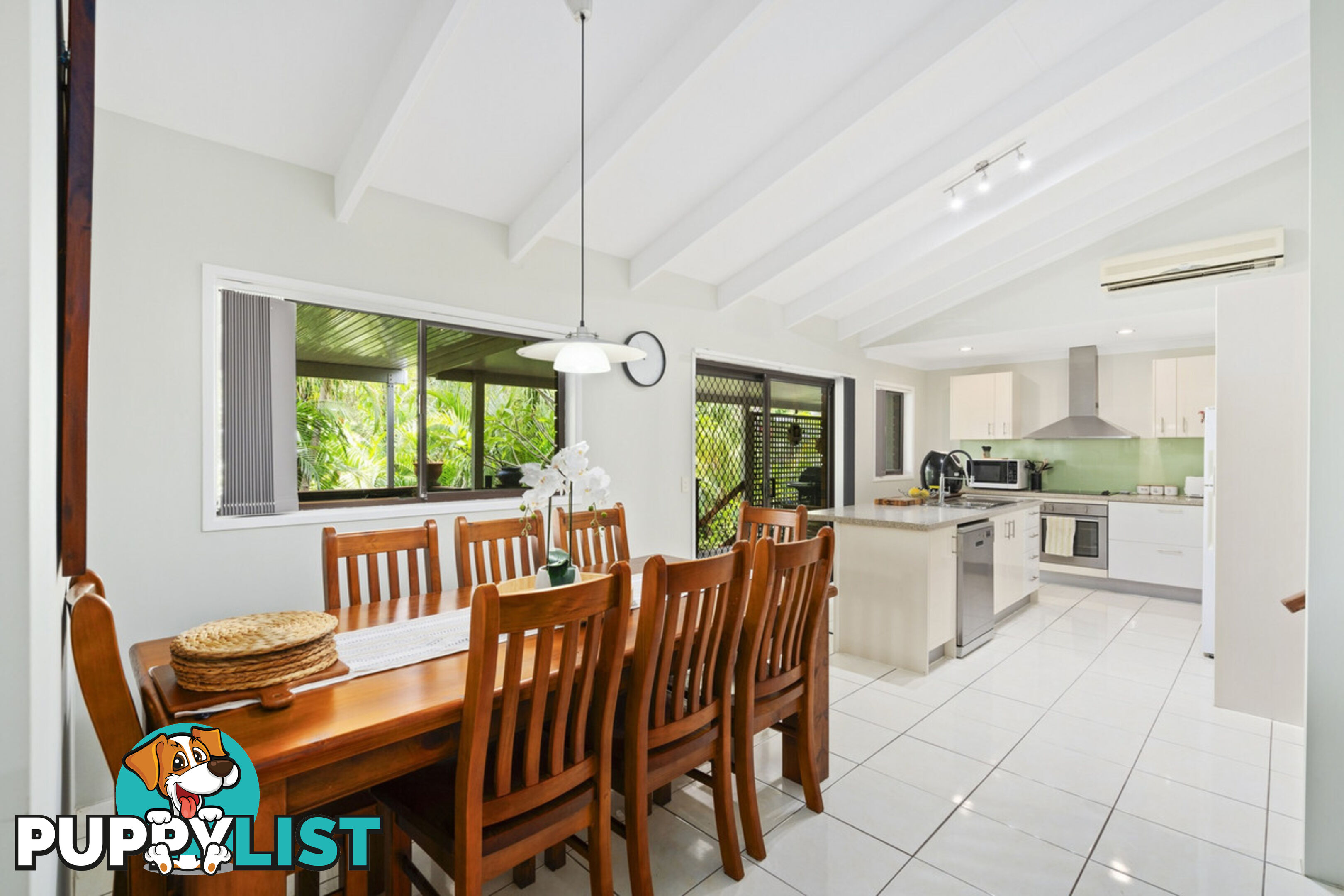 12 Jerrob Court CARRARA QLD 4211