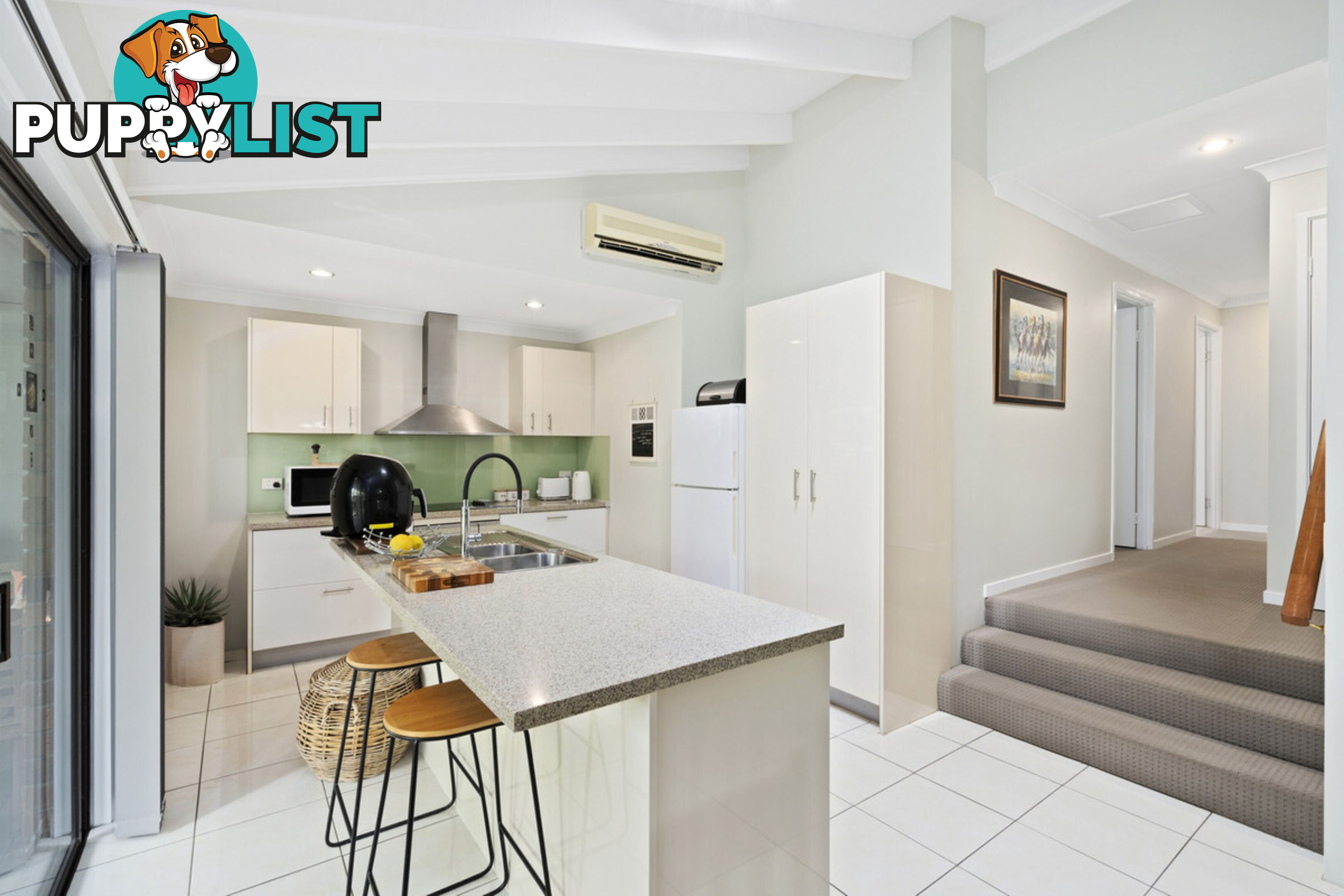 12 Jerrob Court CARRARA QLD 4211