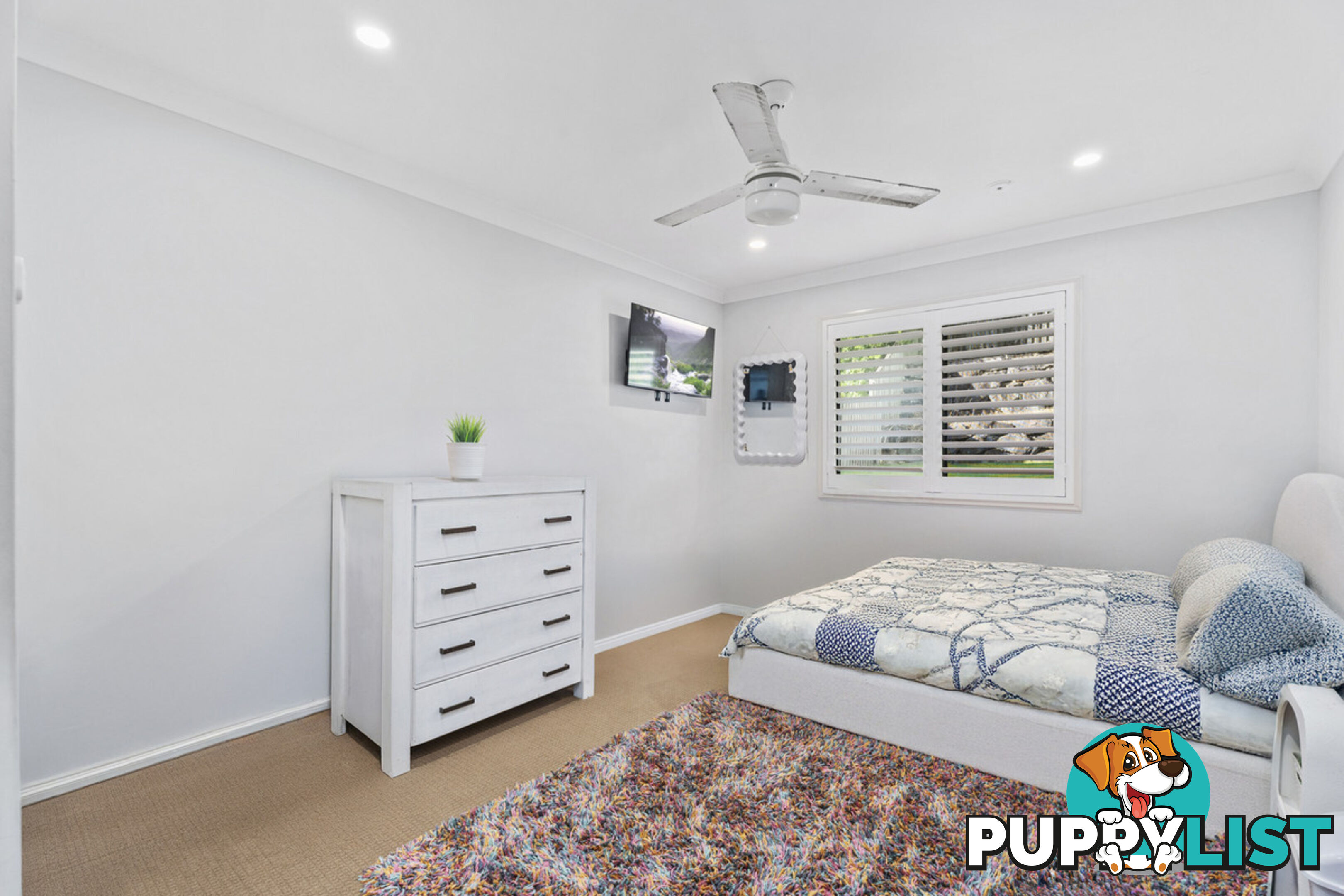 22 Wellers Street PACIFIC PINES QLD 4211