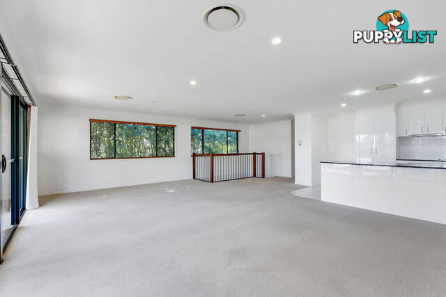 1/2 Ridgeline Way HIGHLAND PARK QLD 4211