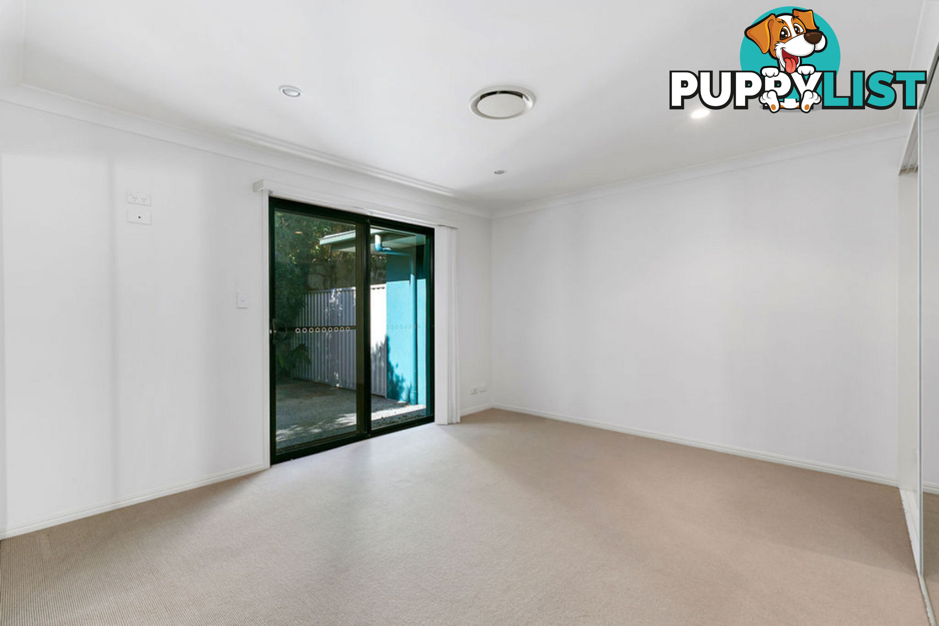 1/2 Ridgeline Way HIGHLAND PARK QLD 4211