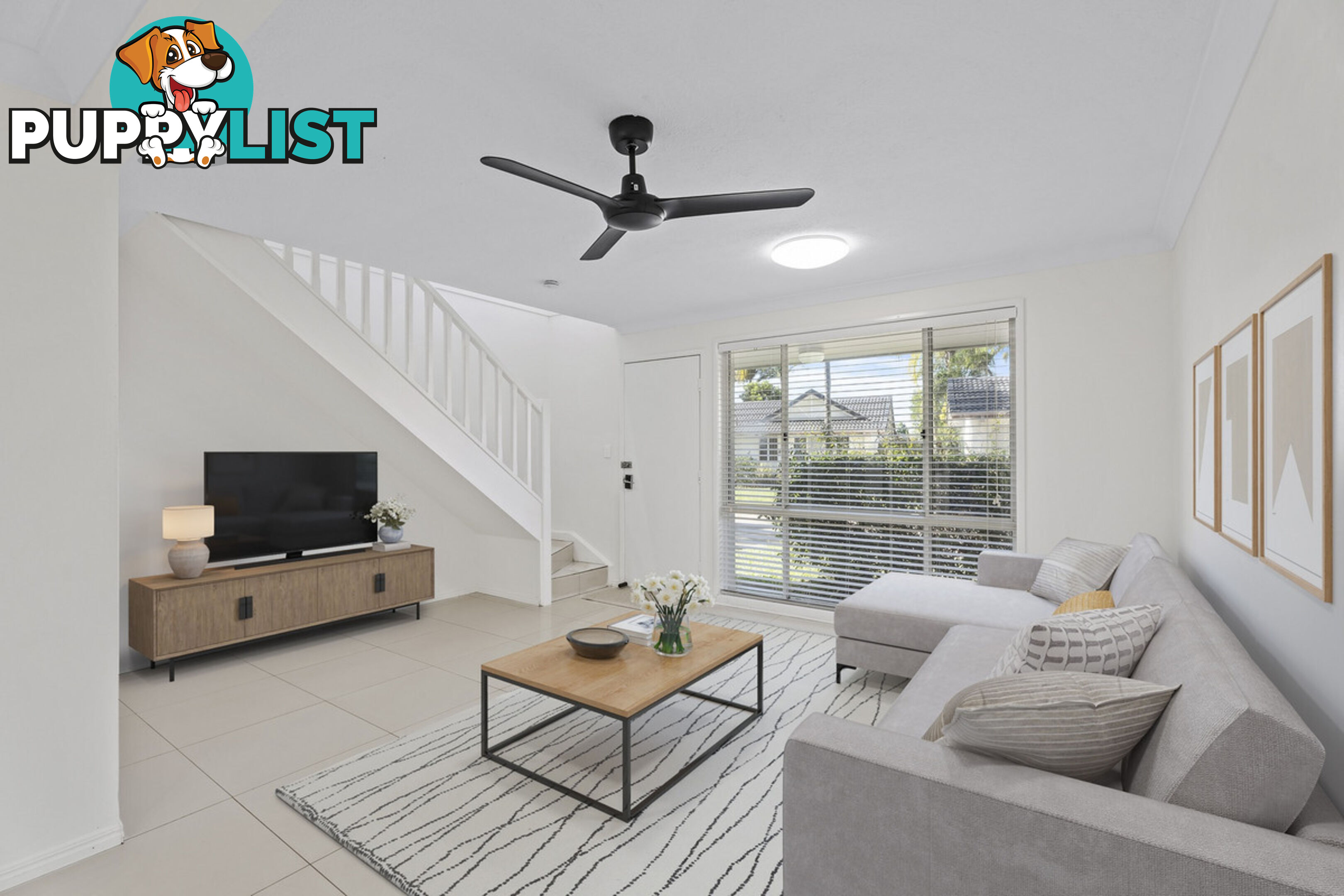 10/2 St Kevins Avenue BENOWA QLD 4217