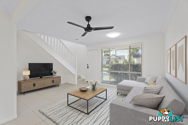 10/2 St Kevins Avenue BENOWA QLD 4217