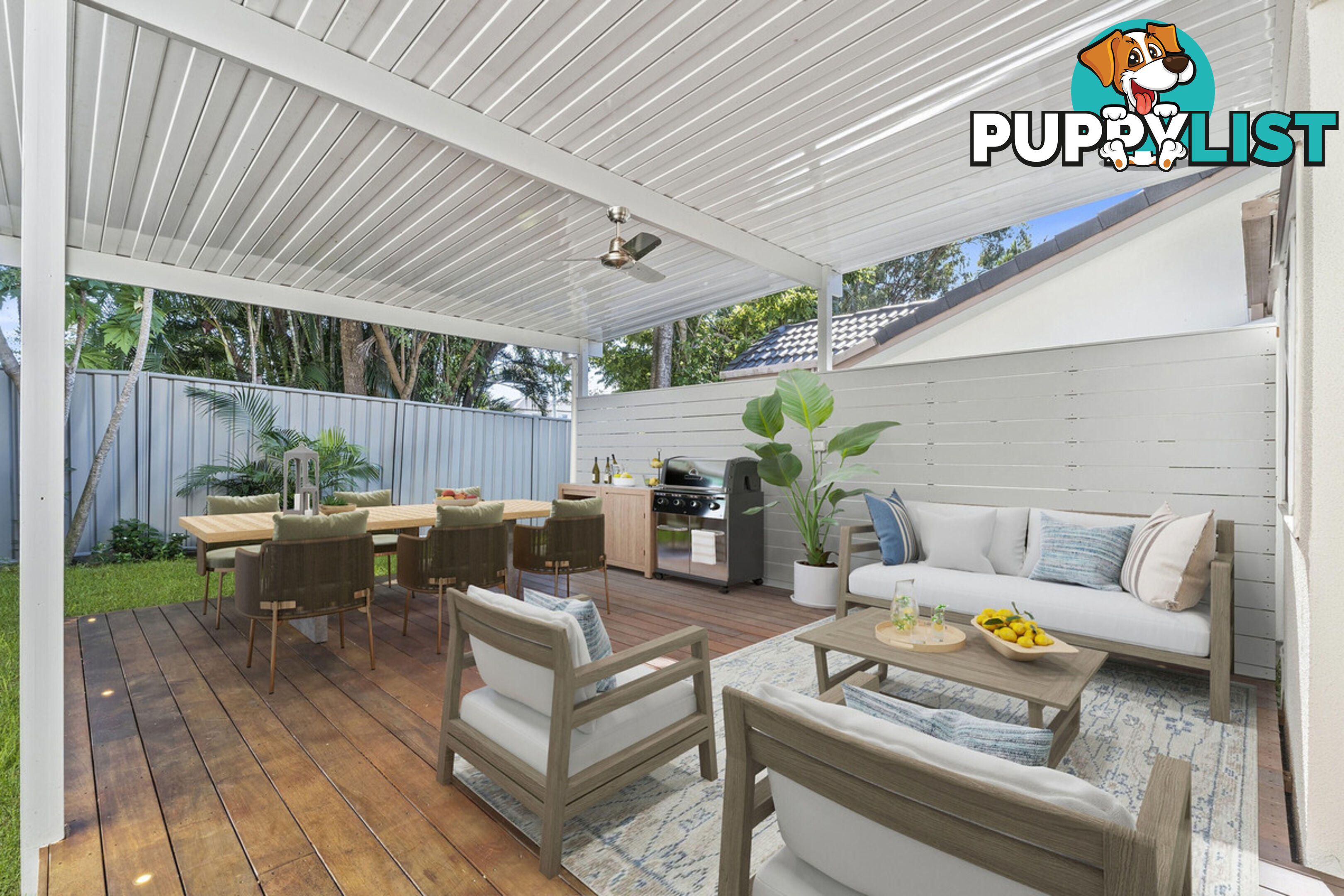10/2 St Kevins Avenue BENOWA QLD 4217