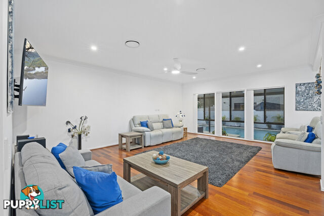17 Wunburra Circle PACIFIC PINES QLD 4211