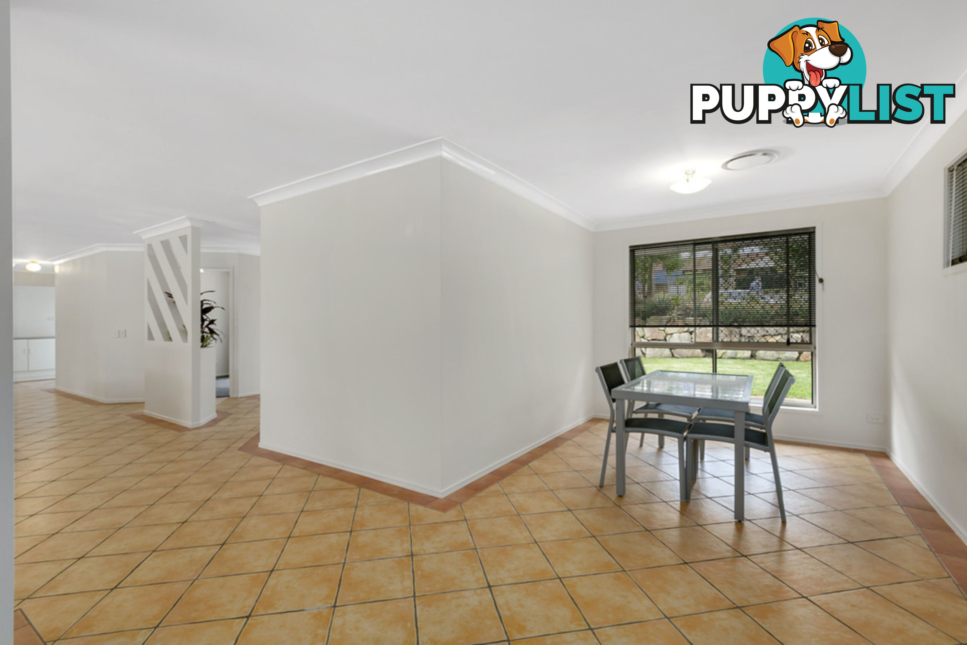 97 Hickey Way CARRARA QLD 4211