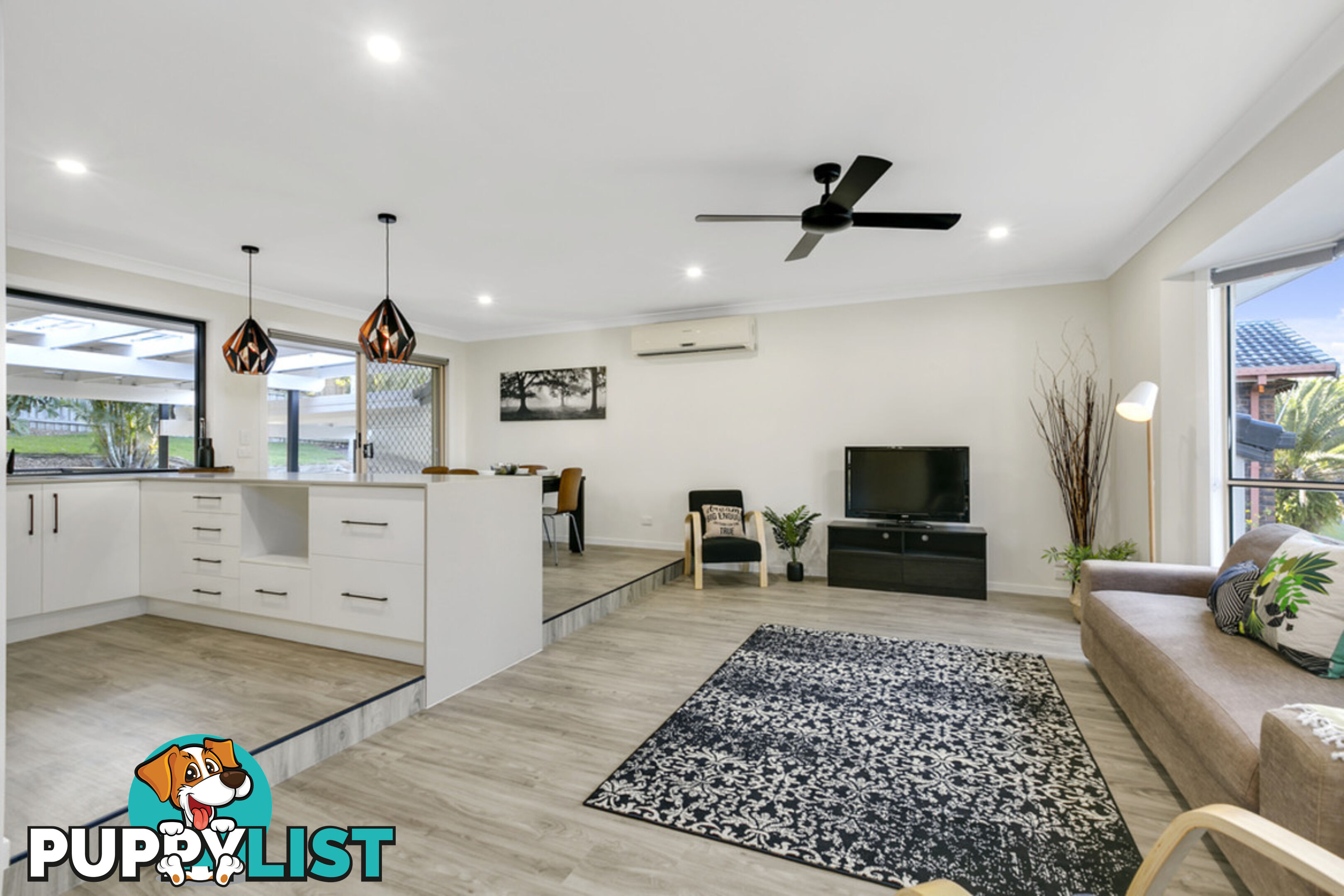 11 Marble Drive CARRARA QLD 4211