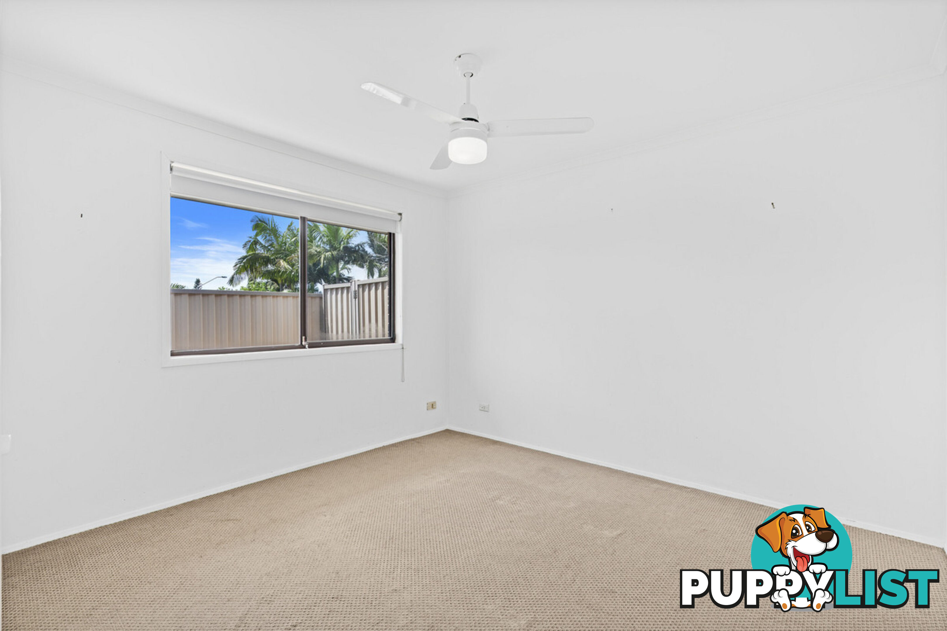 1/37 Alexander Drive HIGHLAND PARK QLD 4211