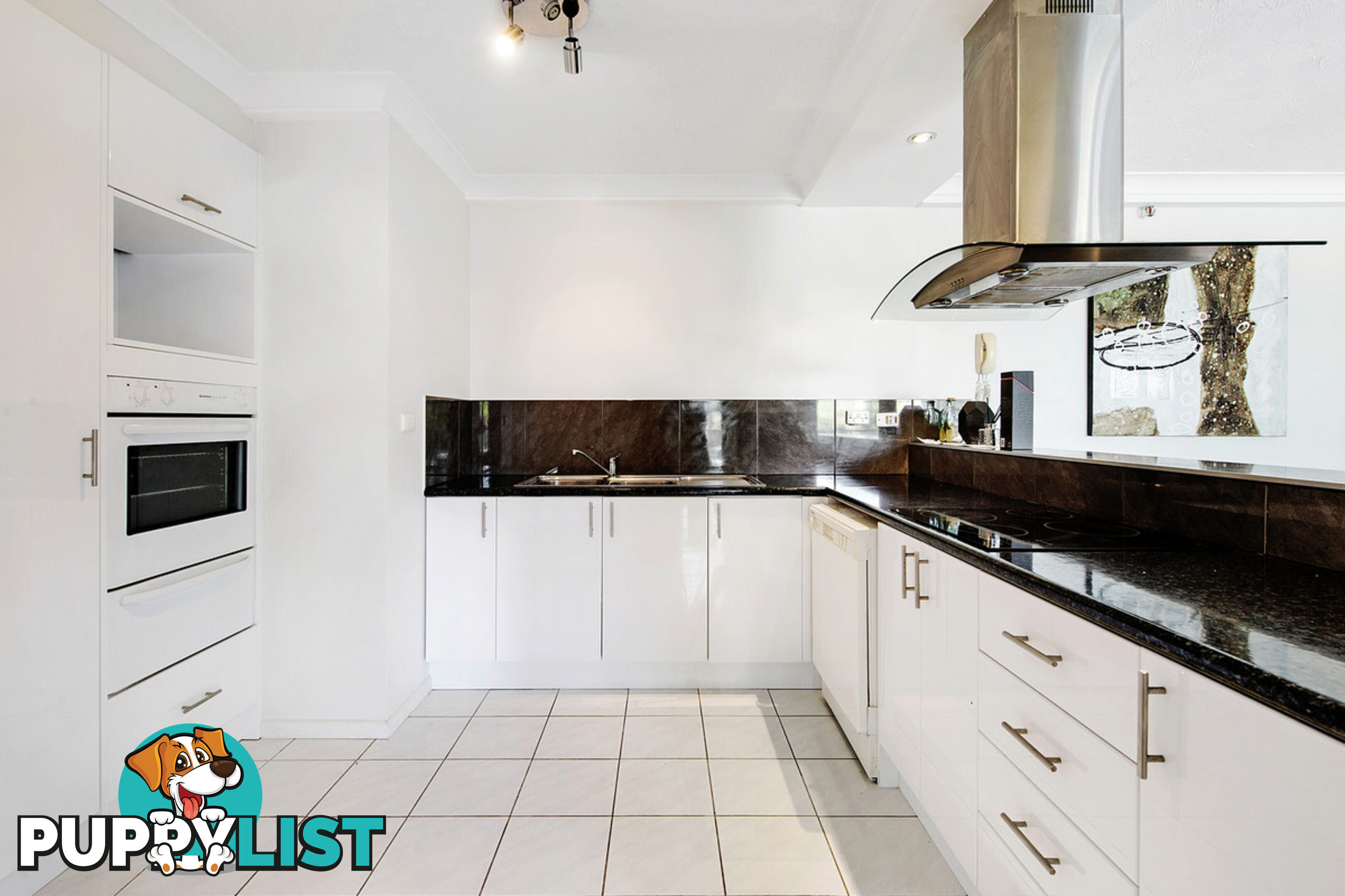 1E/5 Clifford Street SURFERS PARADISE QLD 4217