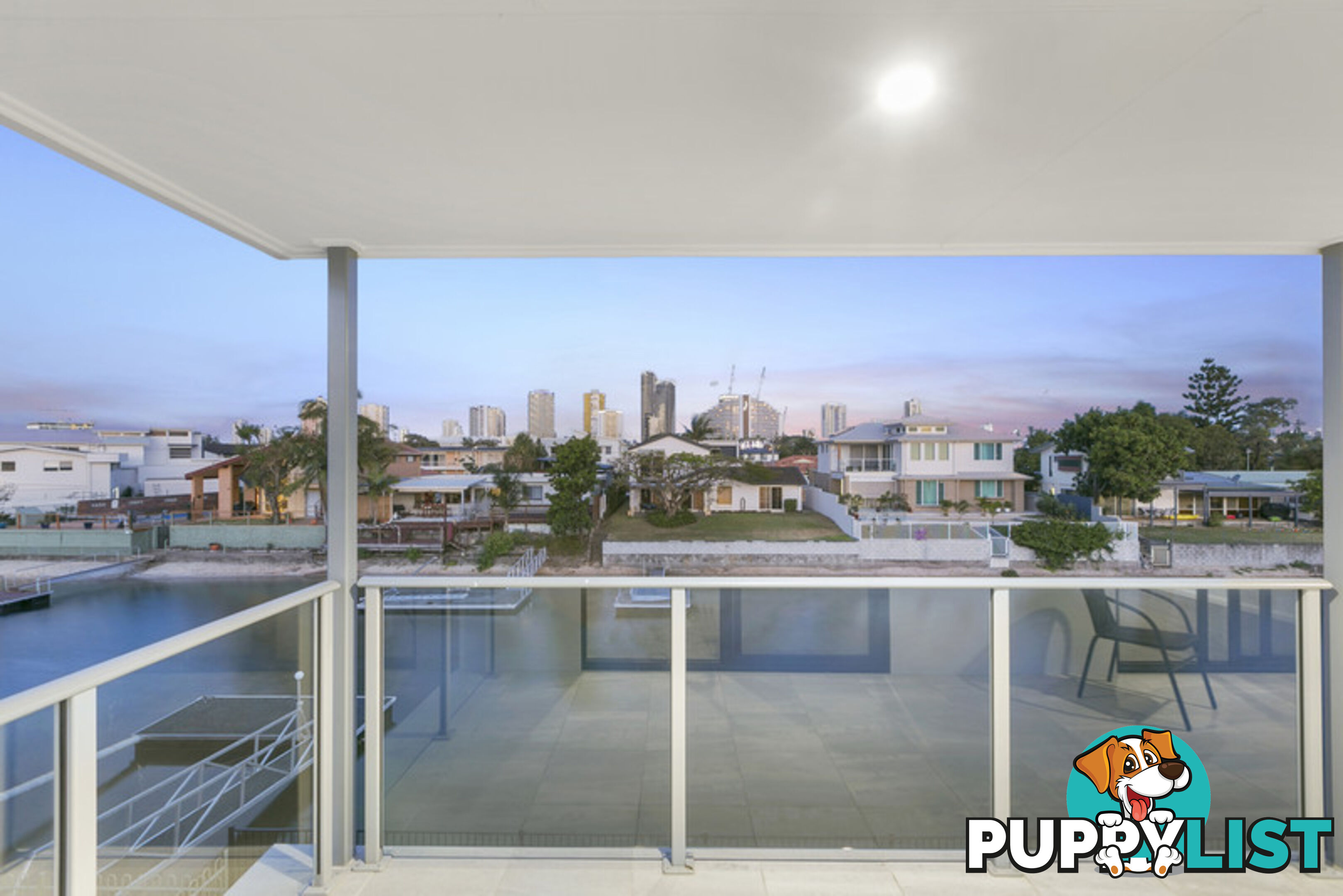 8 Crest View Key Broadbeach Waters QLD 4218