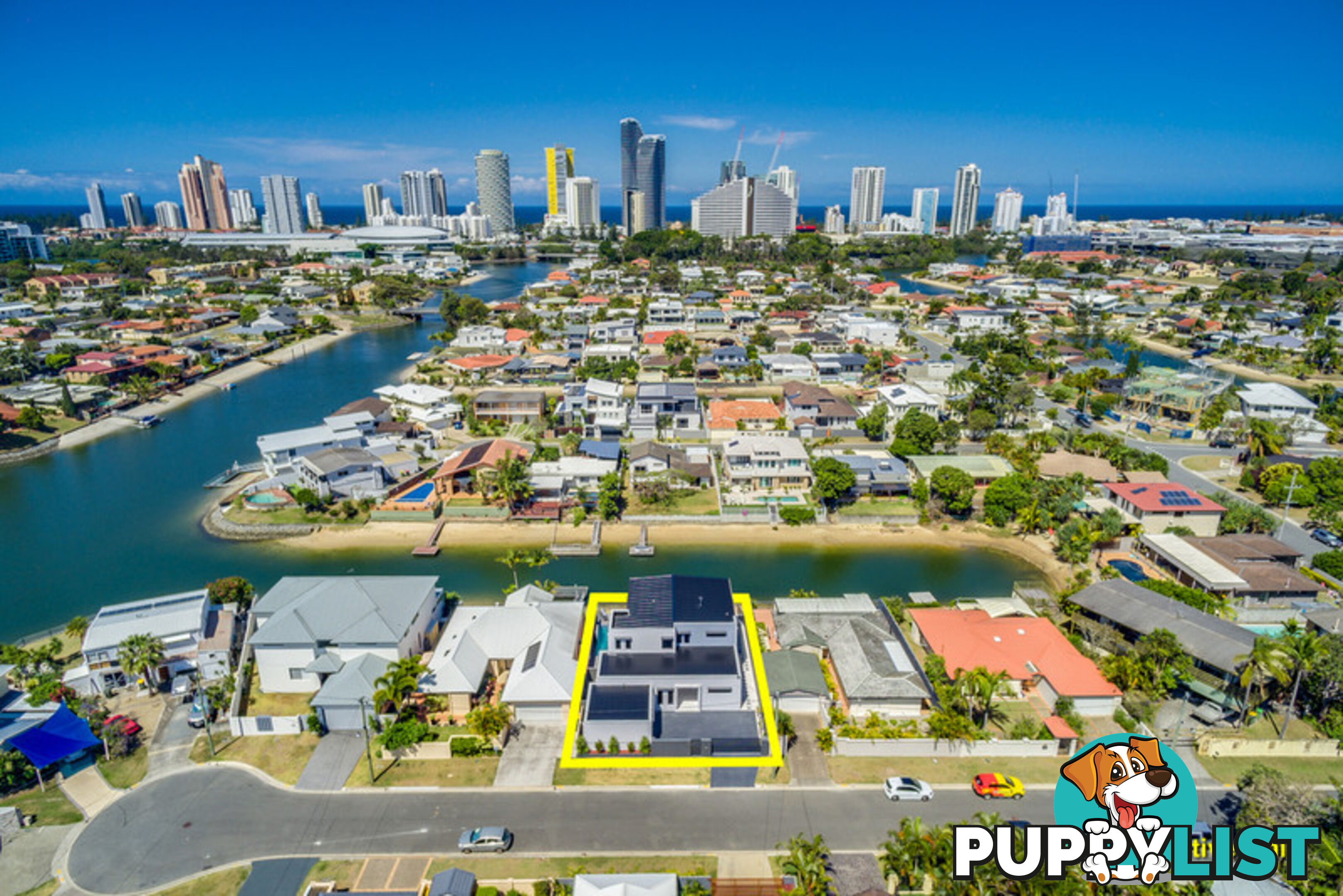 8 Crest View Key Broadbeach Waters QLD 4218