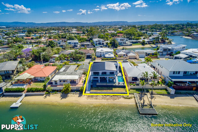 8 Crest View Key Broadbeach Waters QLD 4218