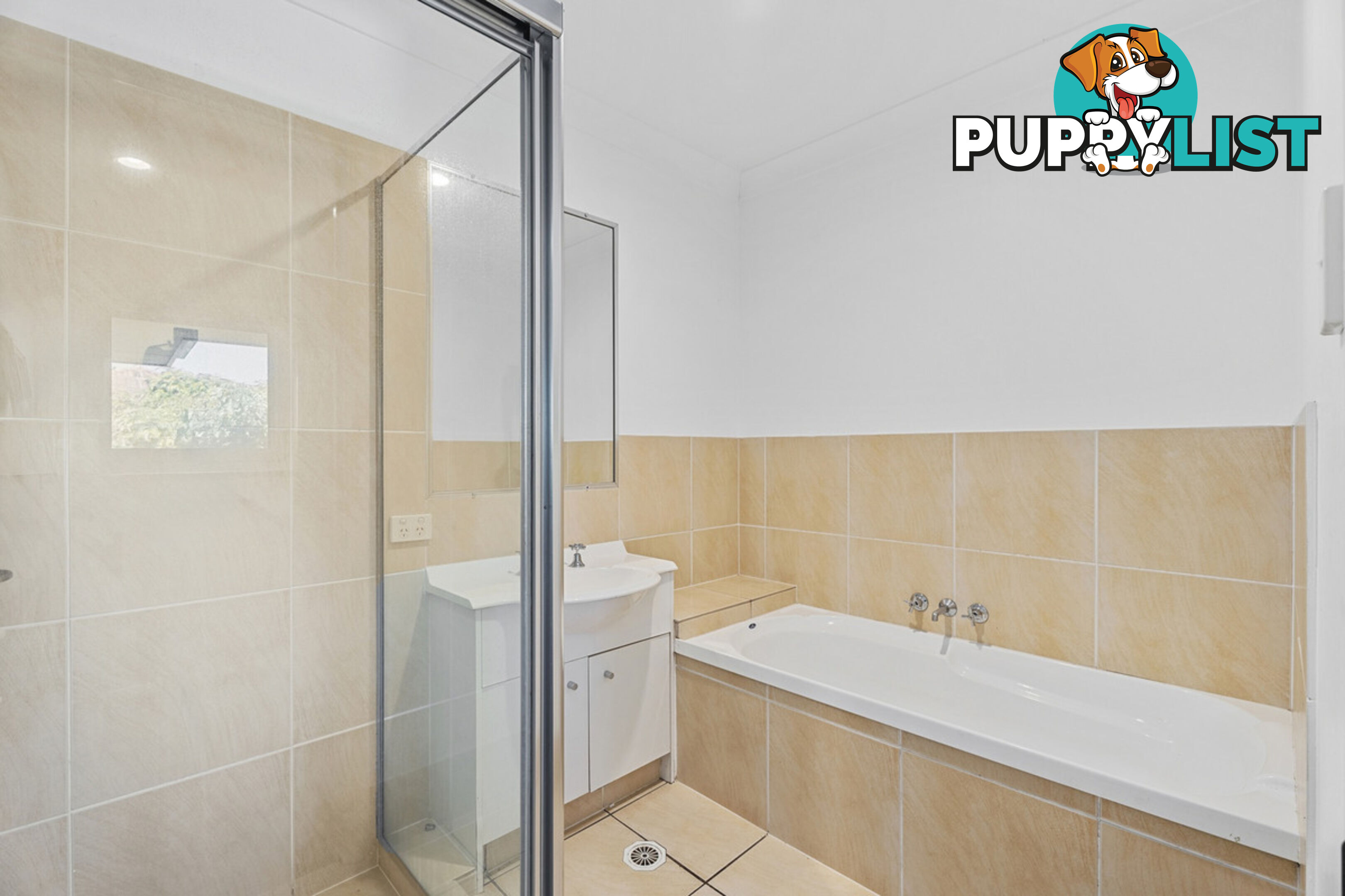 97/1 Coelia Court CARRARA QLD 4211