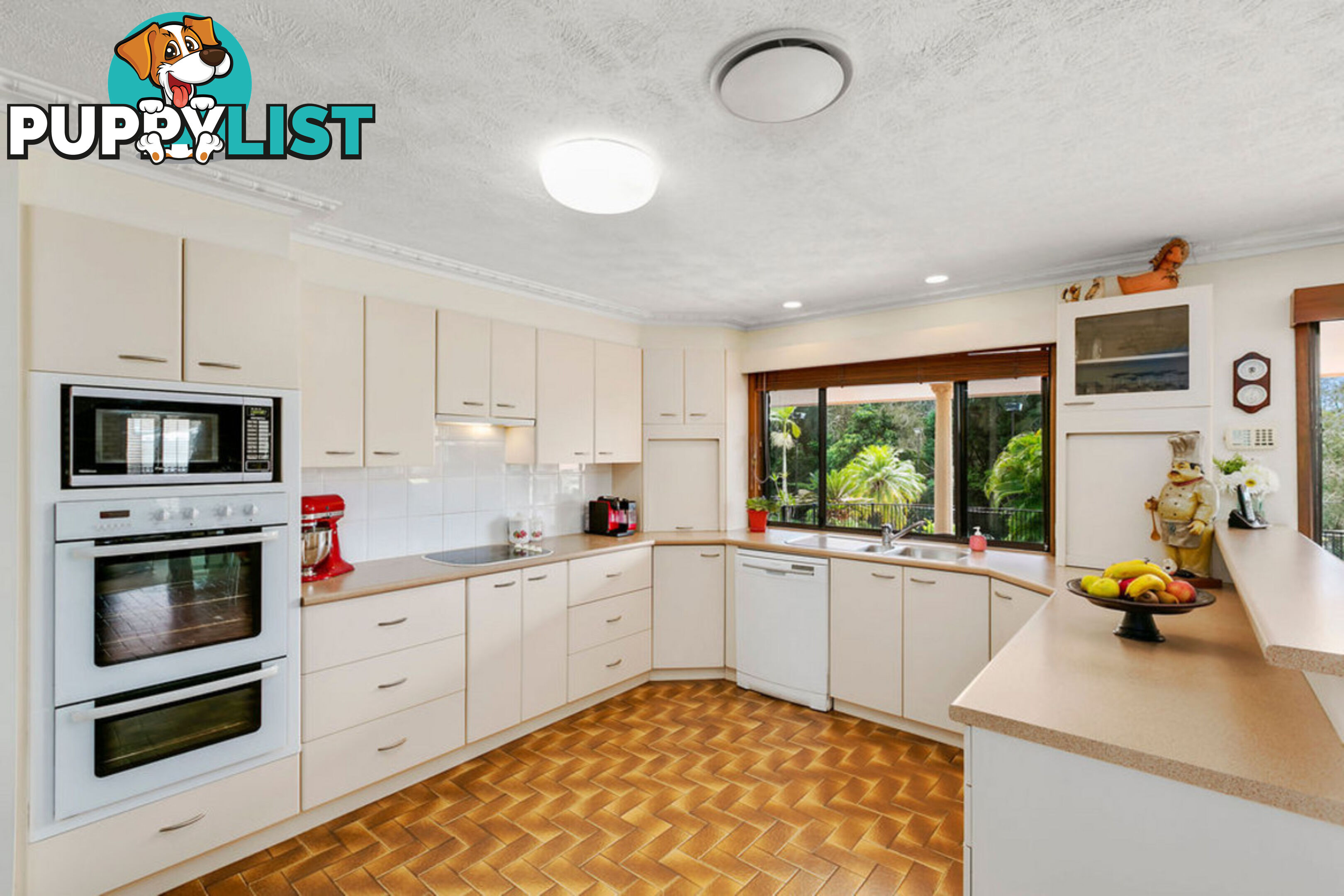 144 Alison Road CARRARA QLD 4211