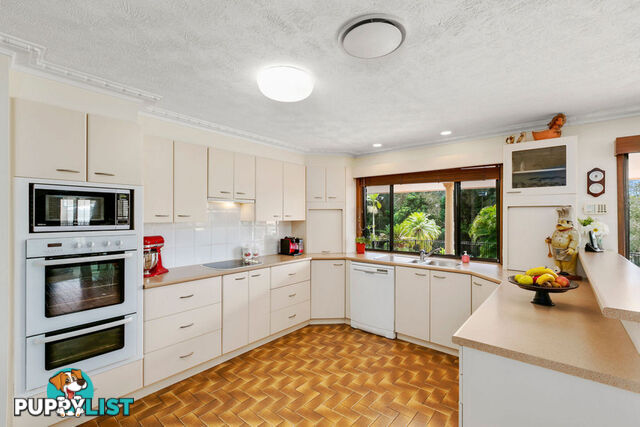 144 Alison Road CARRARA QLD 4211