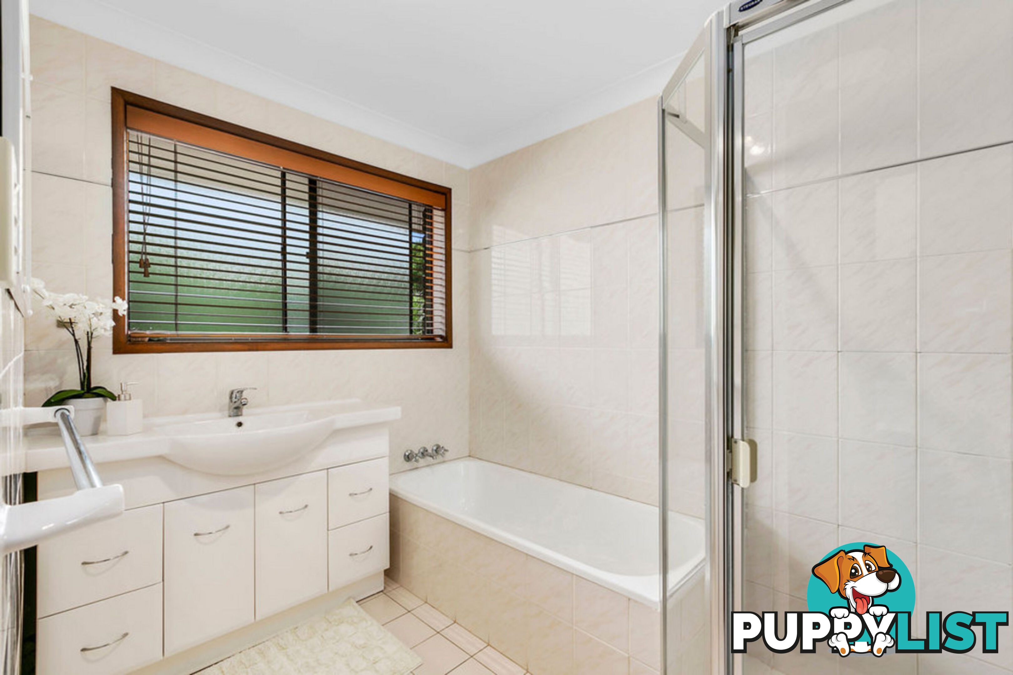 144 Alison Road CARRARA QLD 4211