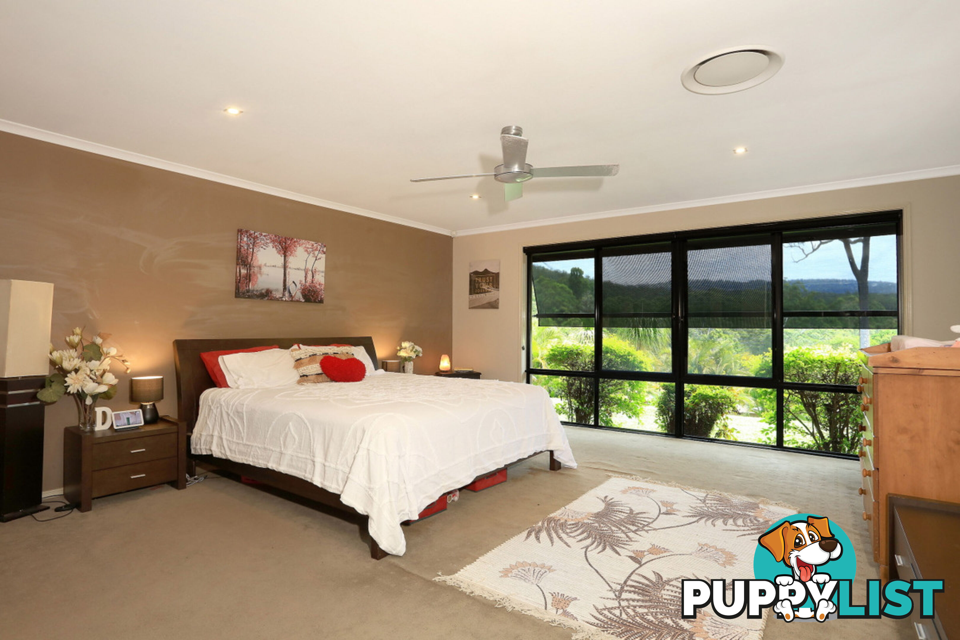 54 Mountain View Crest MOUNT NATHAN QLD 4211