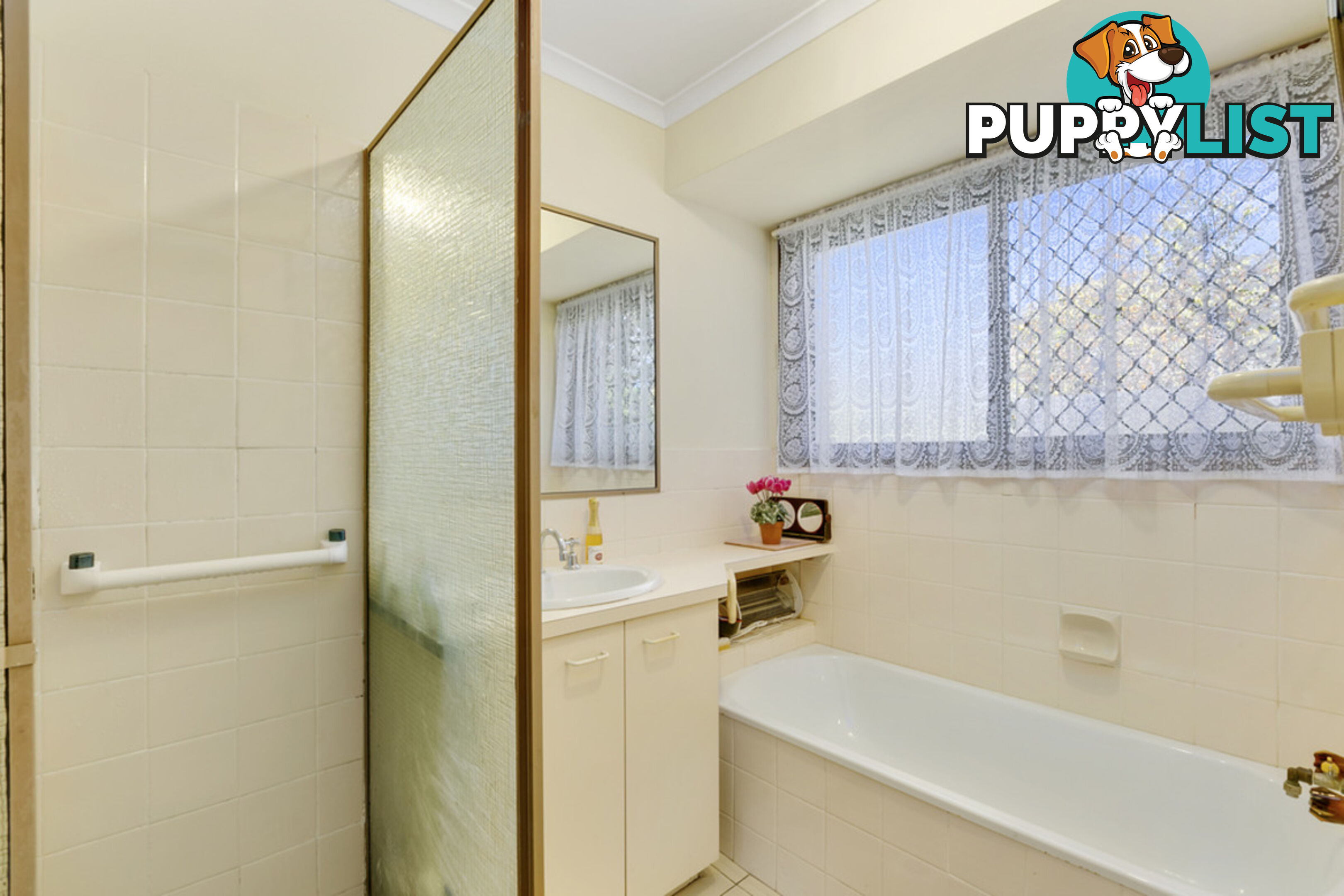 2/9 Jean Street LABRADOR QLD 4215