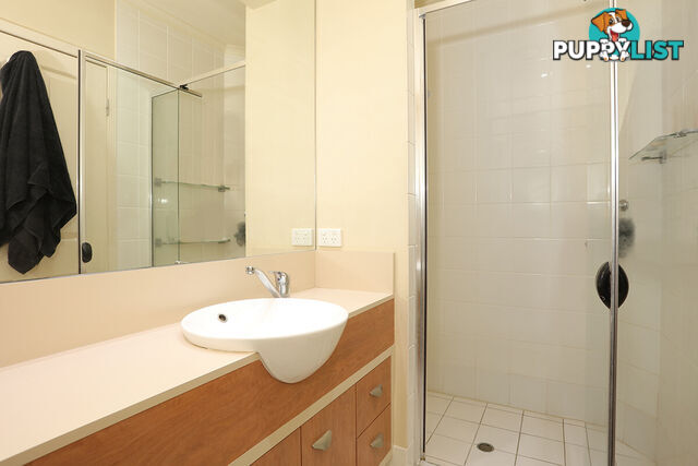 119/136 Palm Meadows Drive CARRARA QLD 4211
